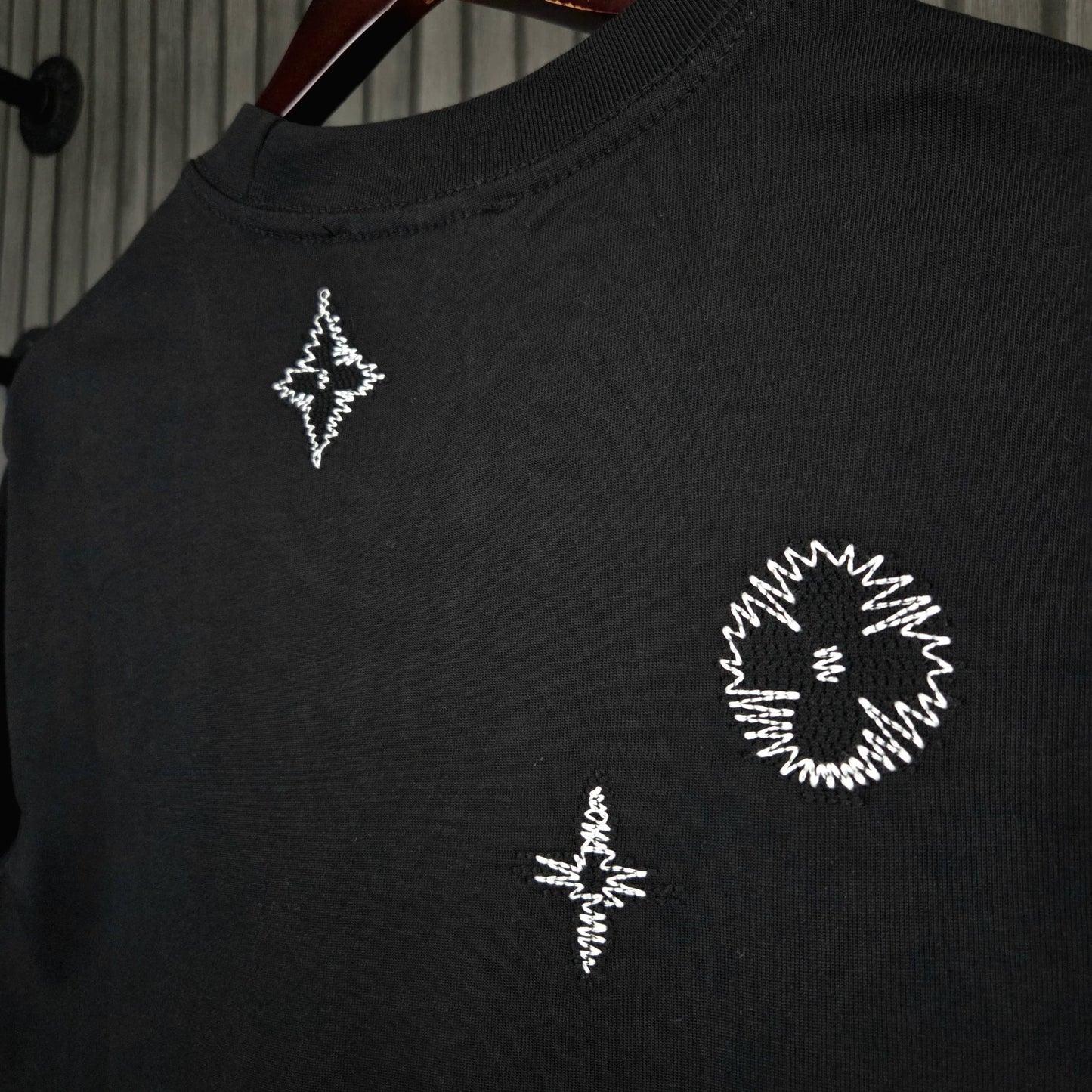 CAMISETA LV