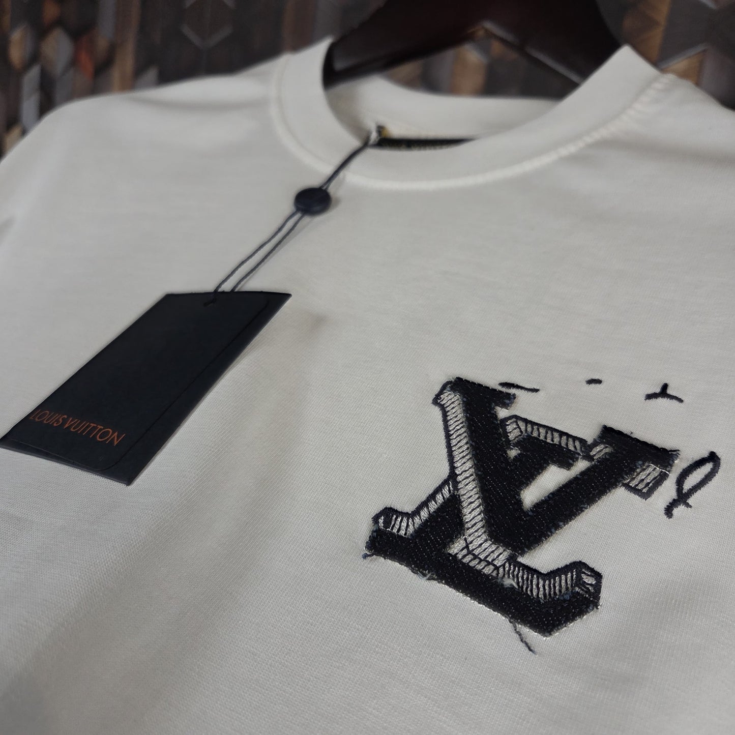 CAMISETA LV