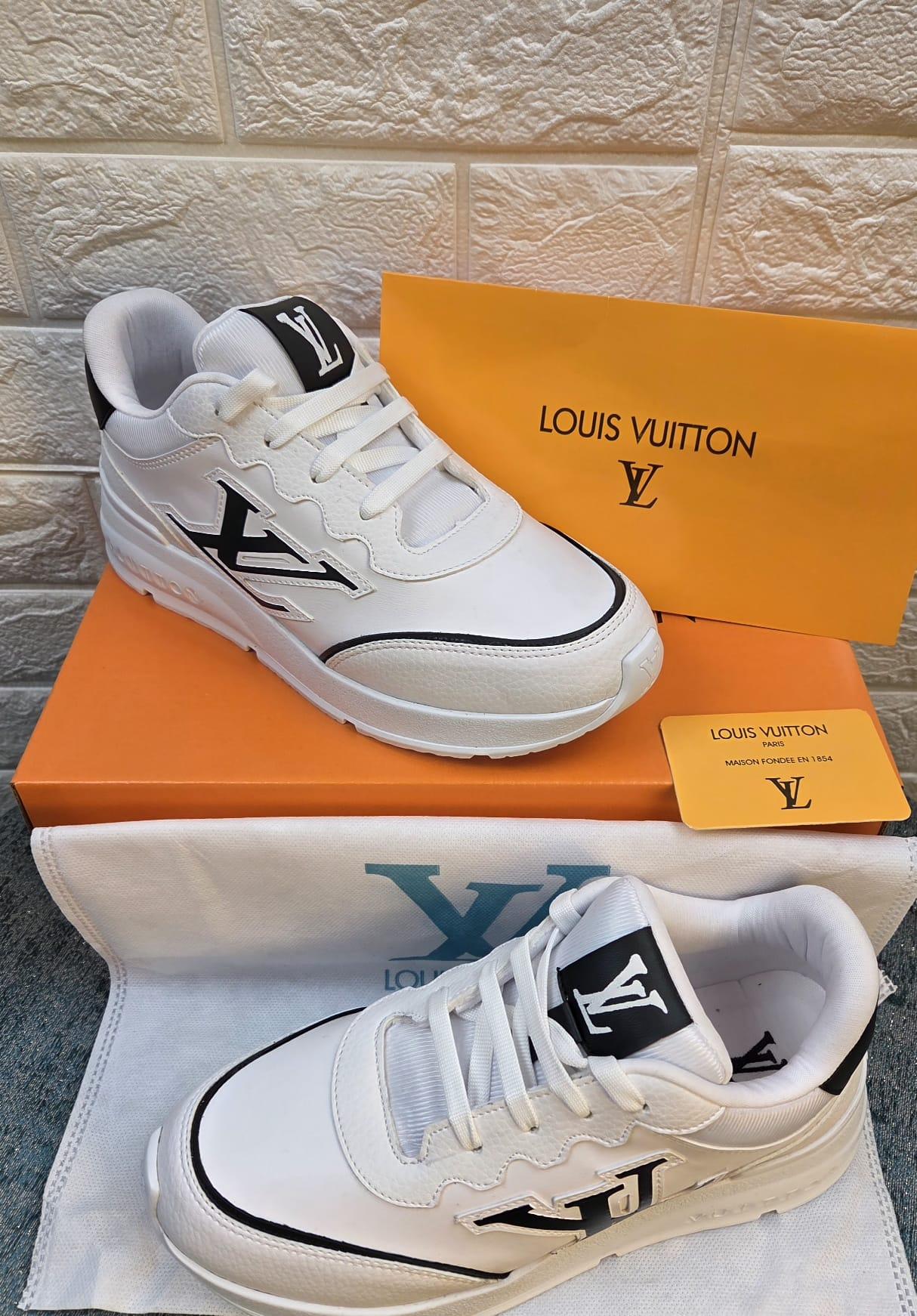 ZAPATILLAS LV