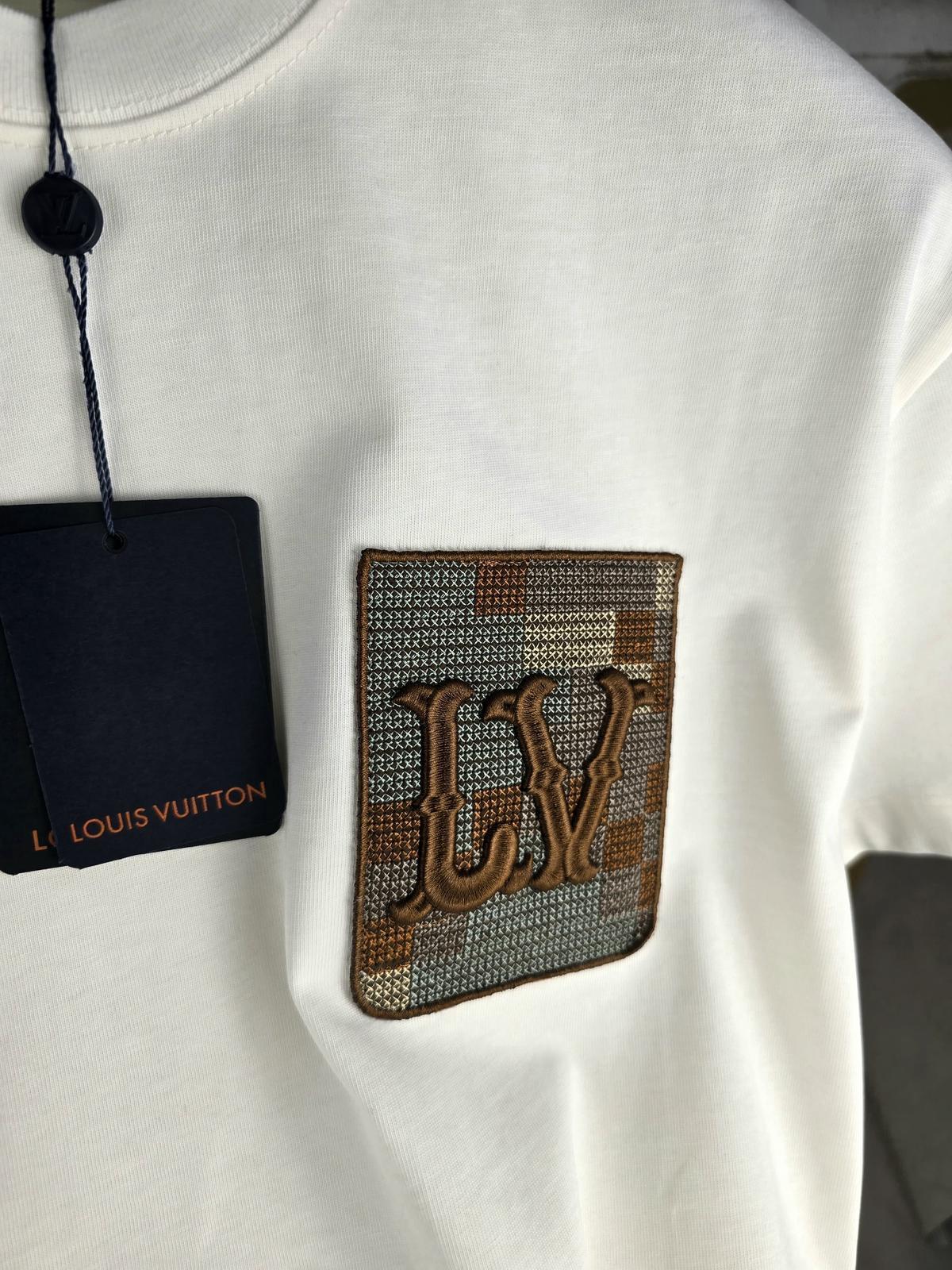 CAMISETA LV