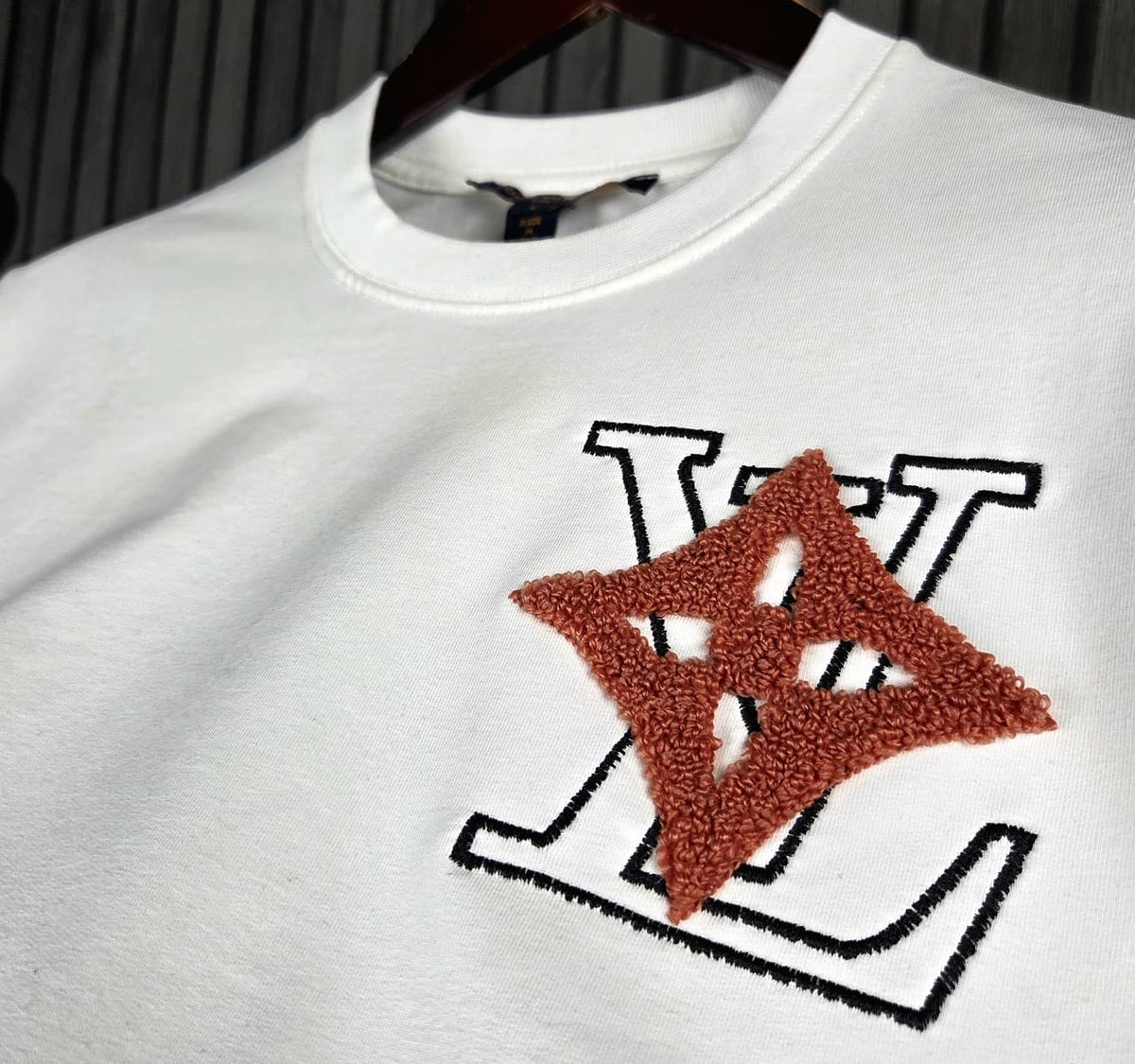 SUDADERA LV