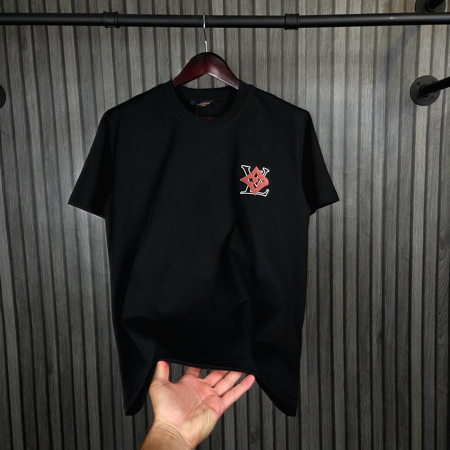 CAMISETA LV