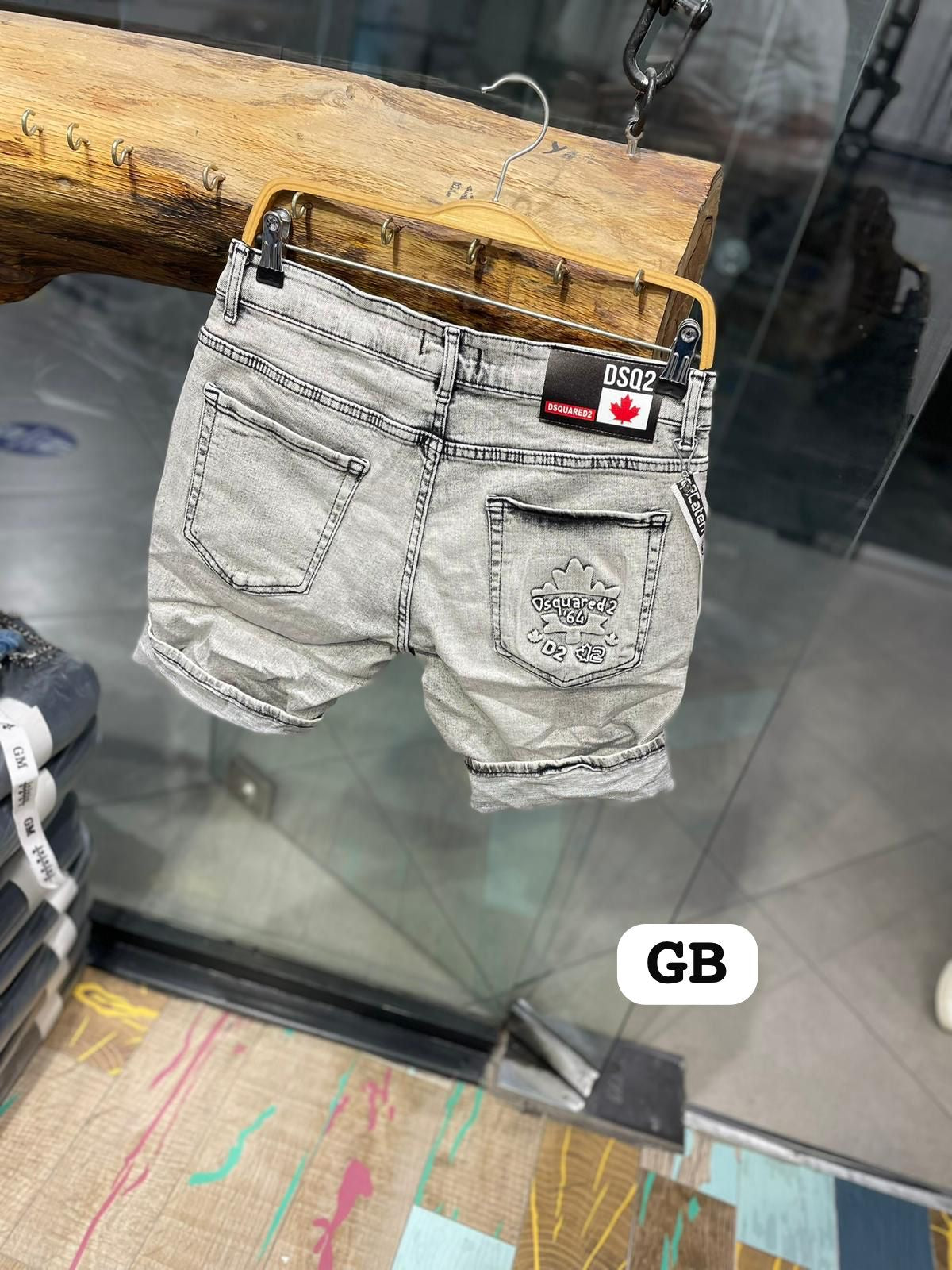 VAQUERO DSQ (GB)