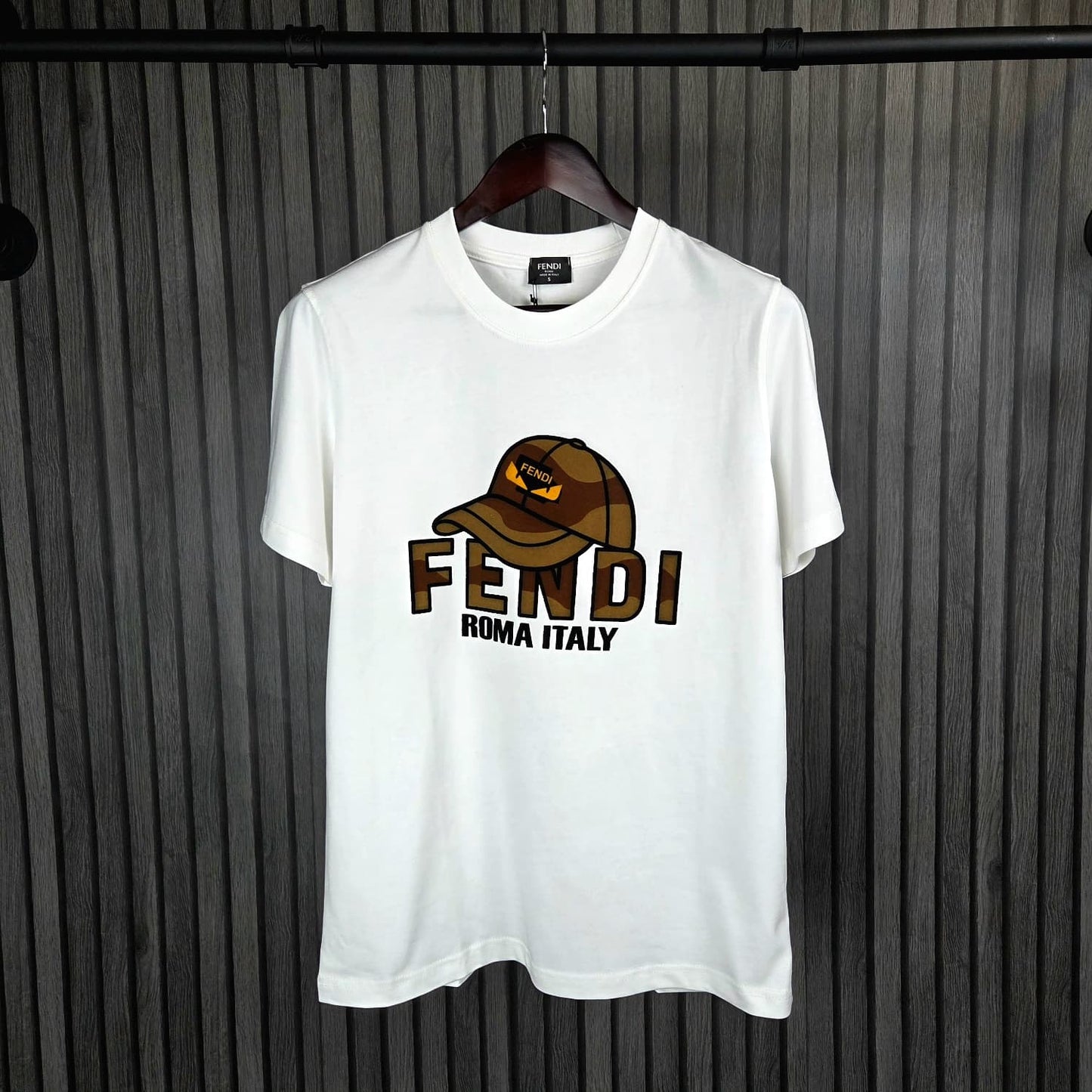 CAMISETA F E N D I