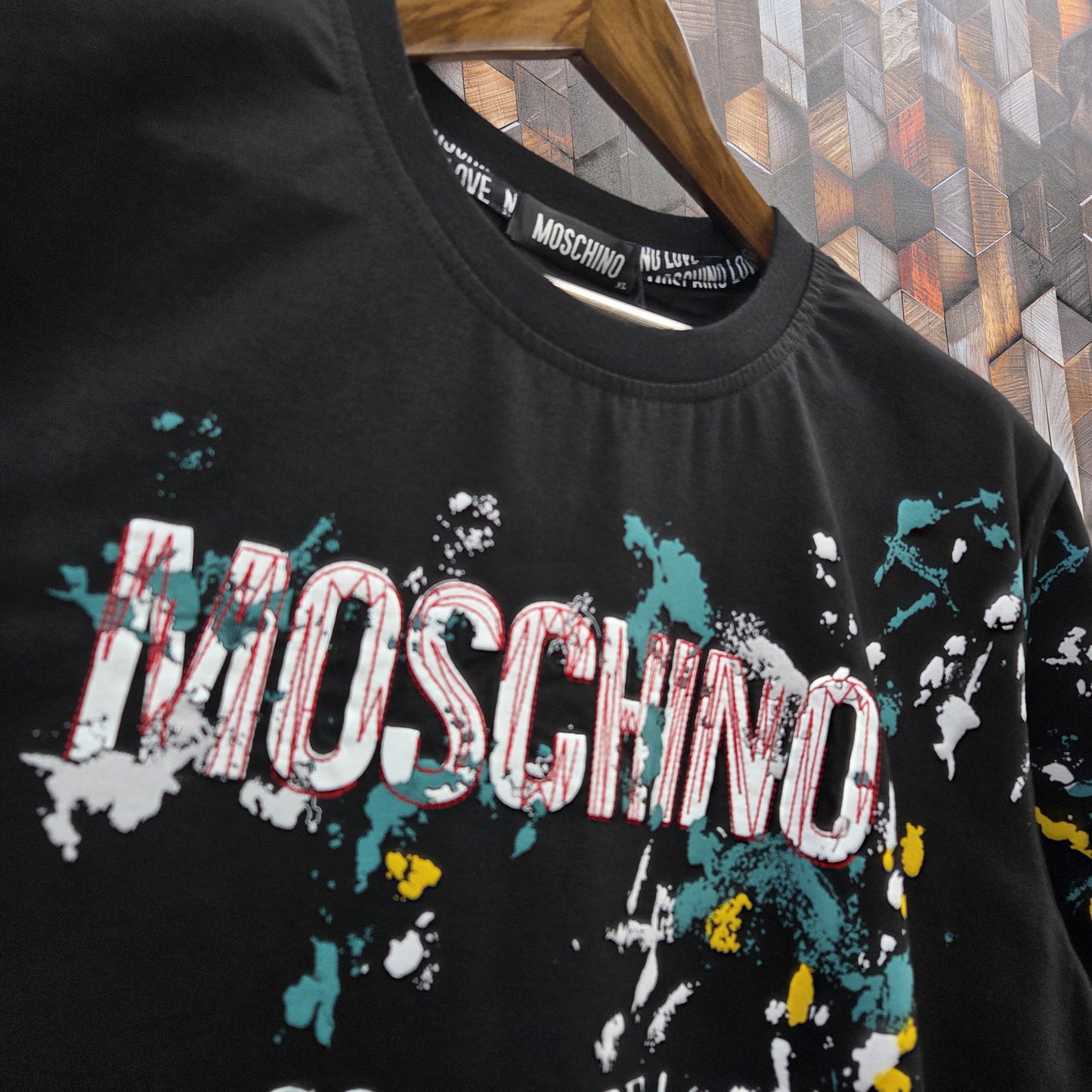 CAMISETA MOSCHIN0