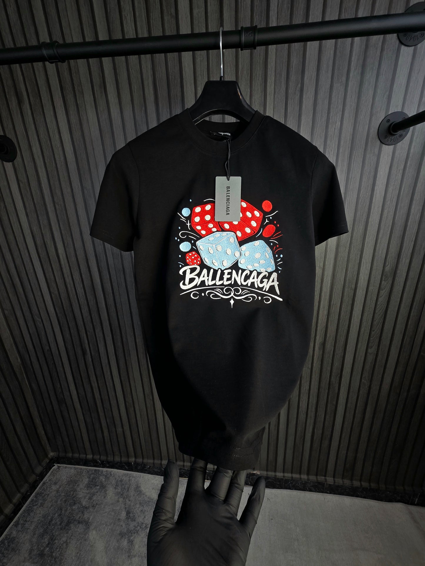 CAMISETA BALENCIAG@ (Dardos)