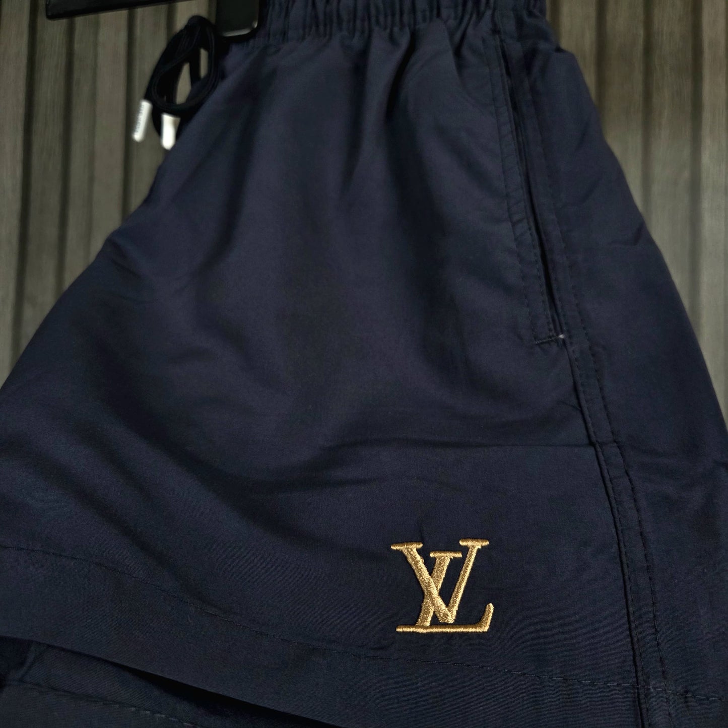 BANADOR LV (CAMBIA AL MOJARSE)