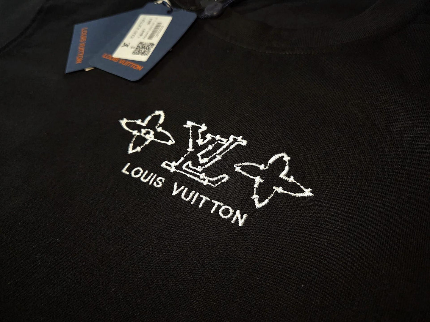 CAMISETA LV