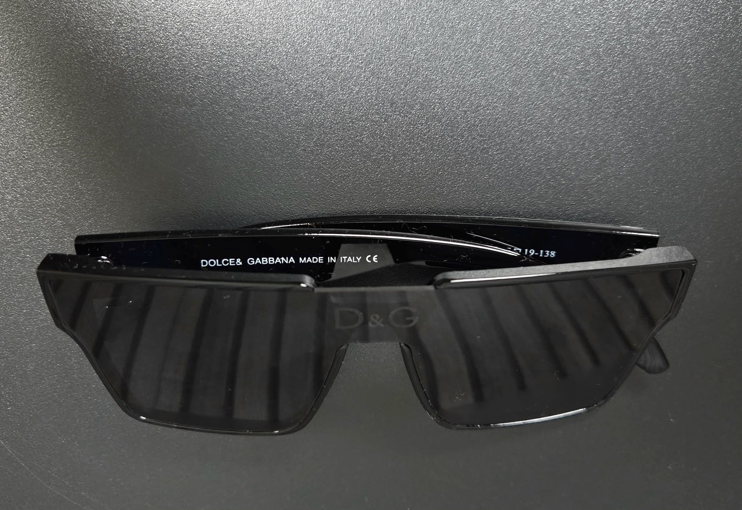 GAFAS DG (BLACK)