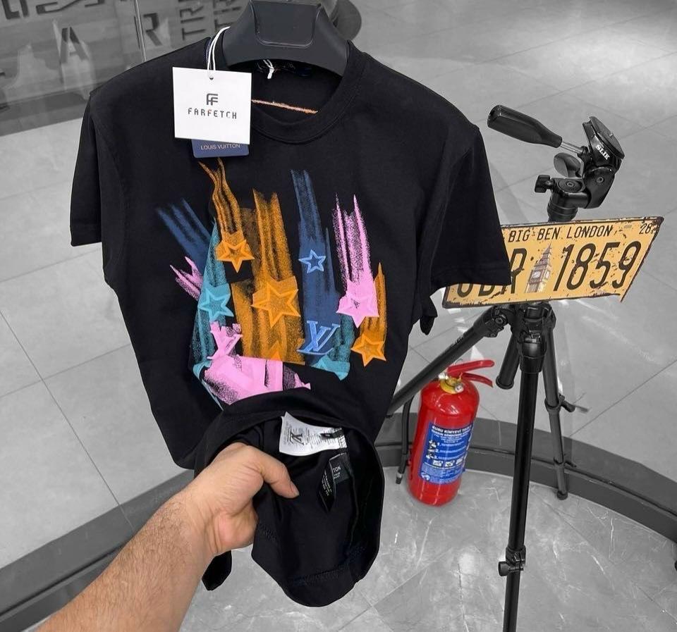 CAMISETA LV
