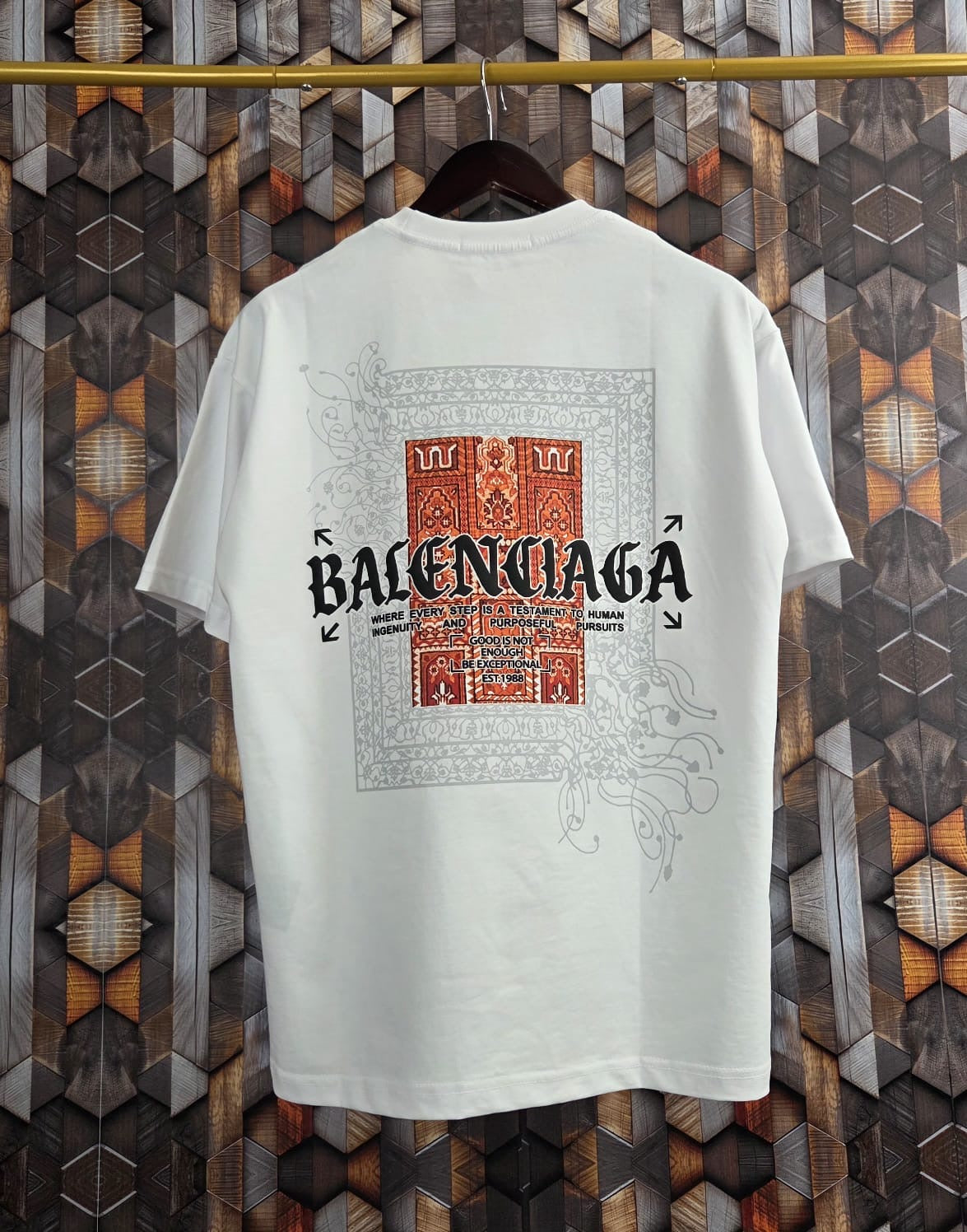 CAMISETA BALENCIAG@