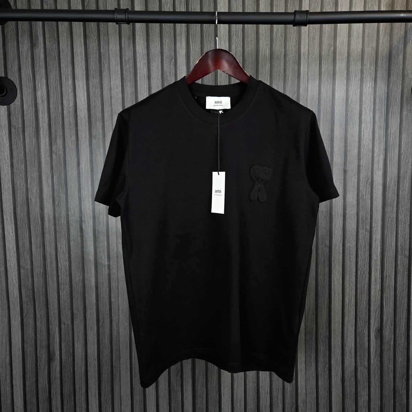 CAMISETA AMI