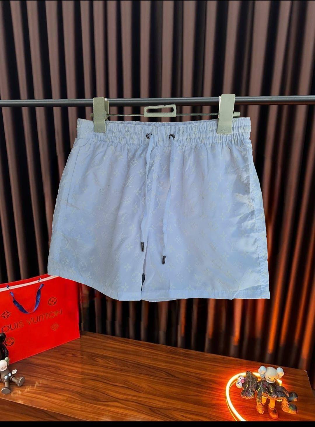 BANADOR LV