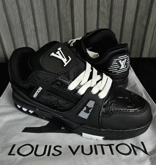 ZAPATILLAS L V