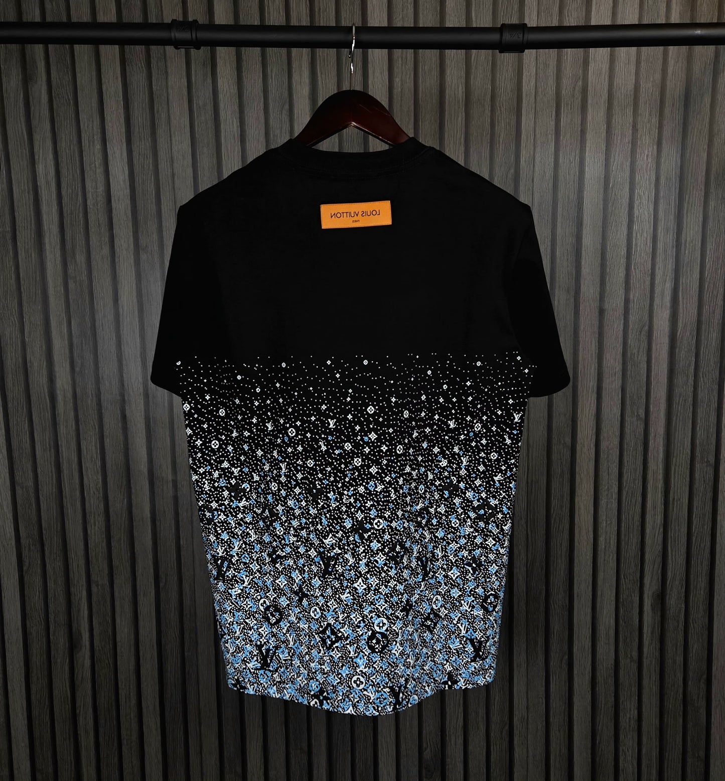 CAMISETA LV
