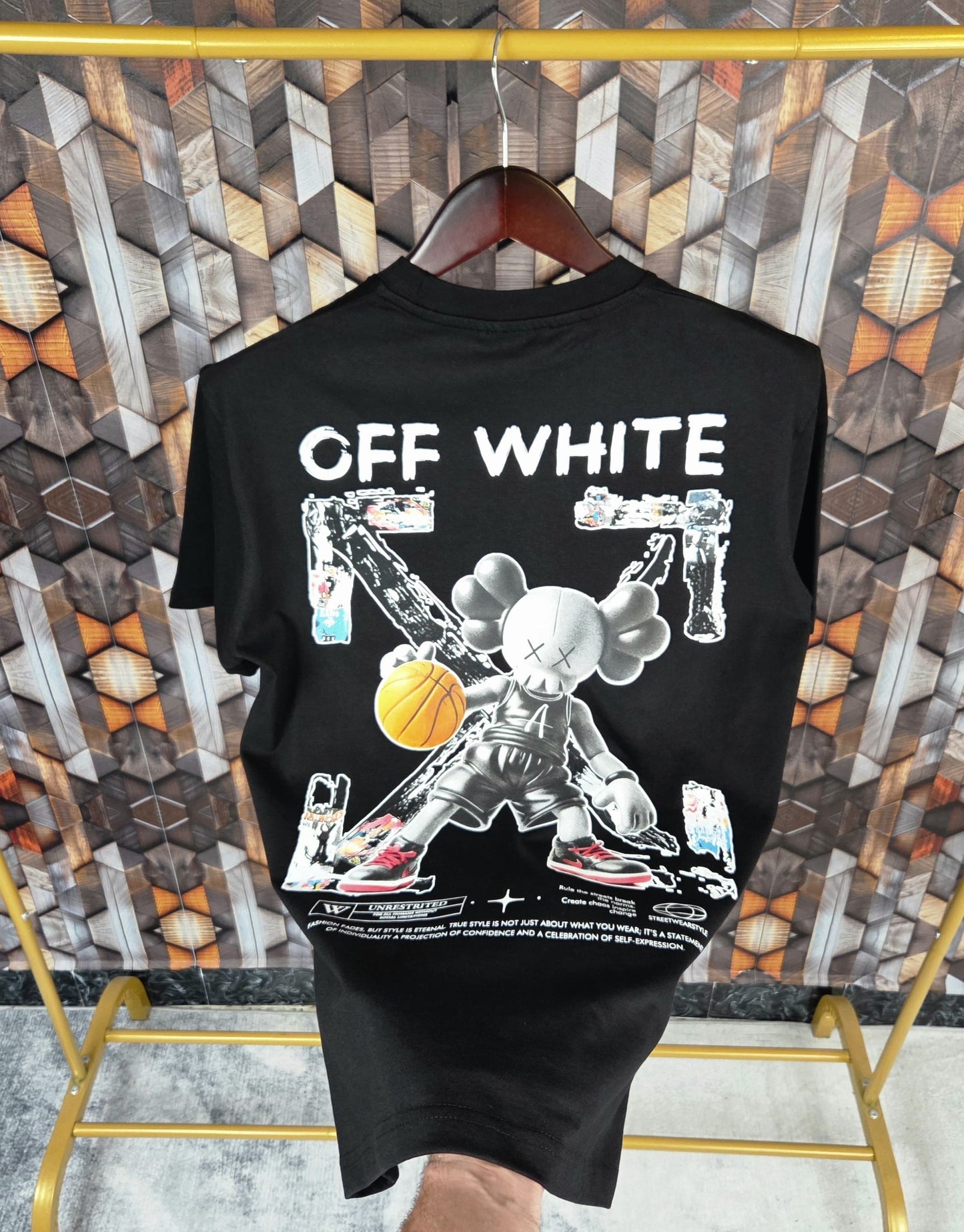 CAMISETA OFF WHITE