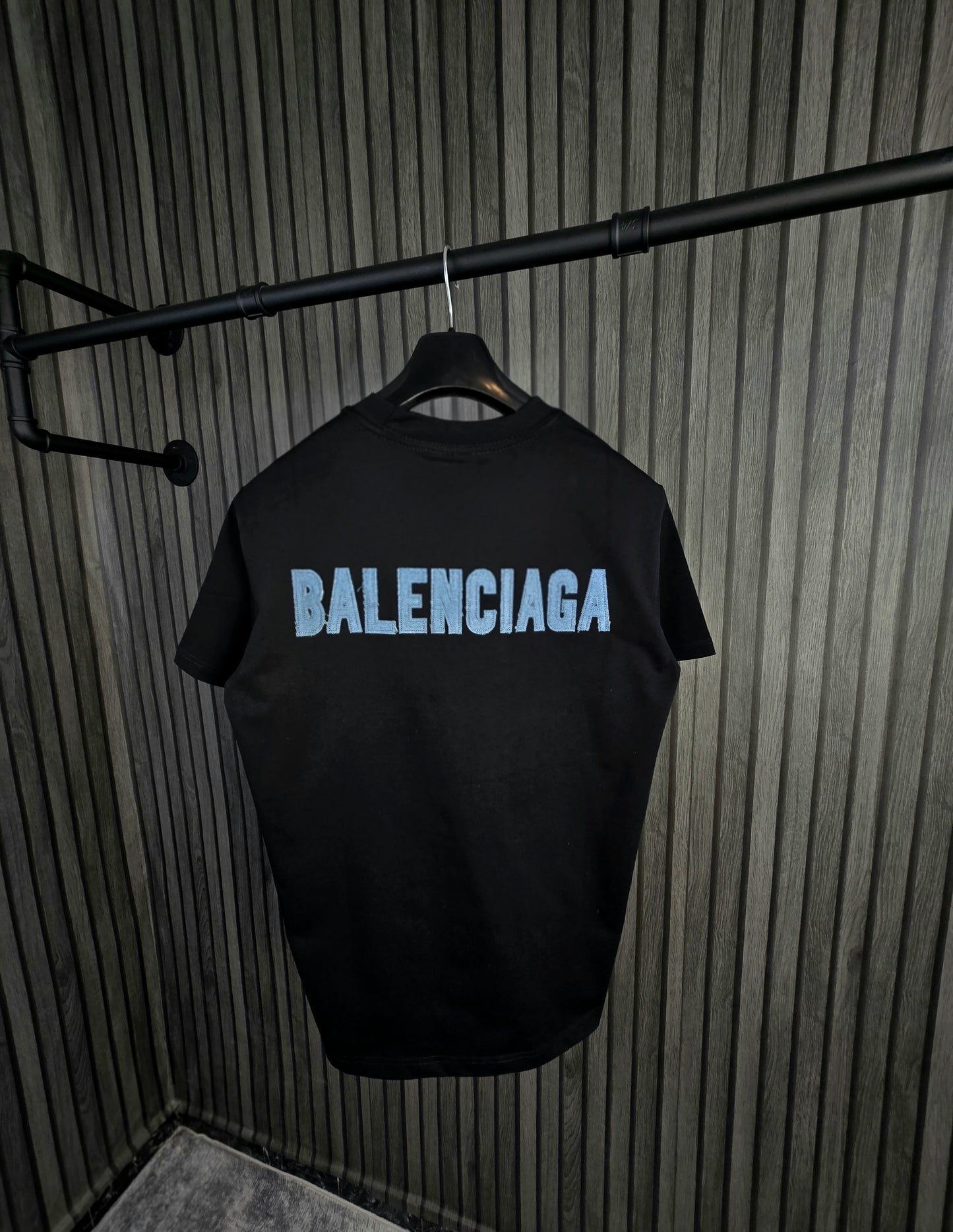 CAMISETA BALENCIAG@