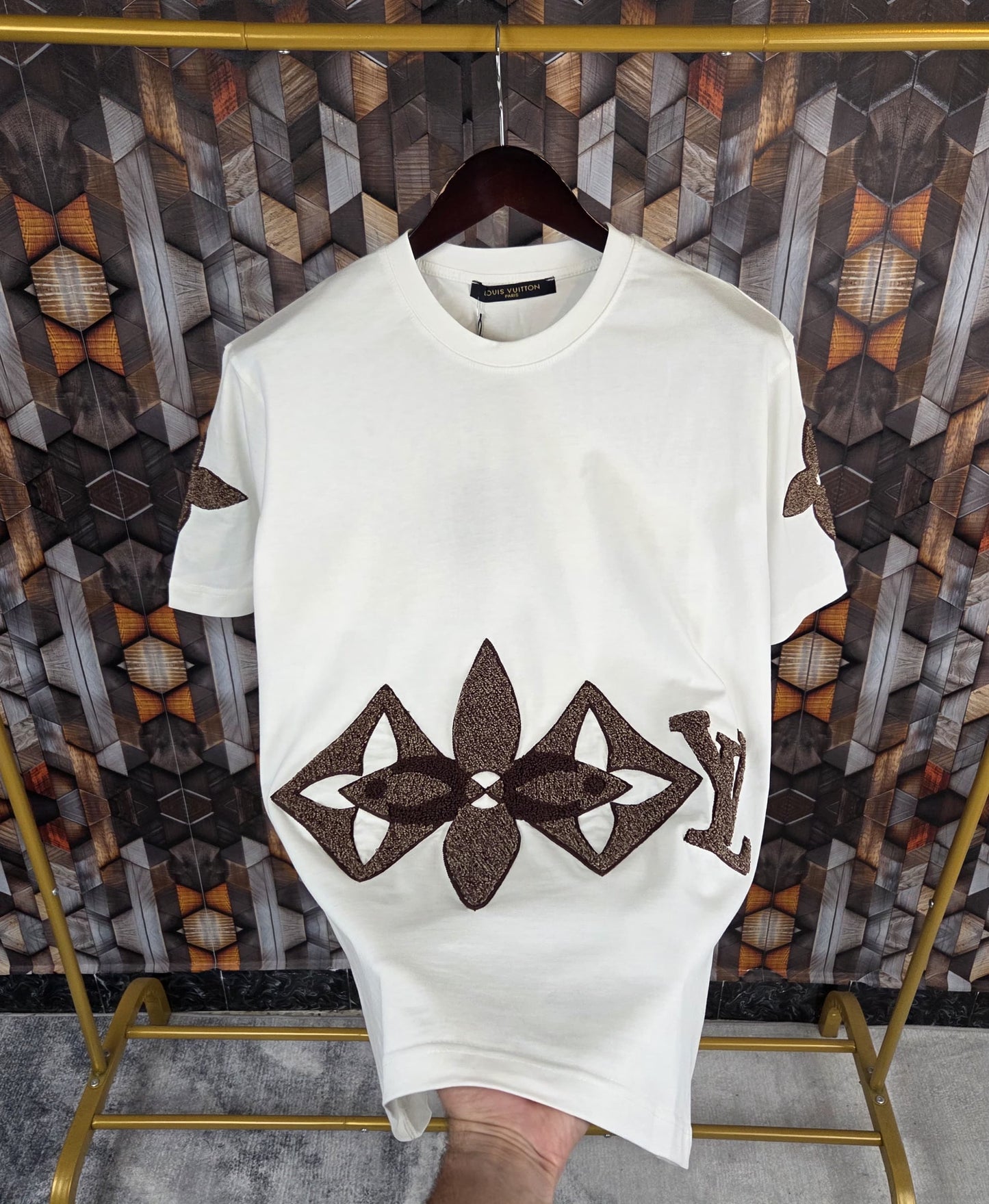 CAMISETA LV