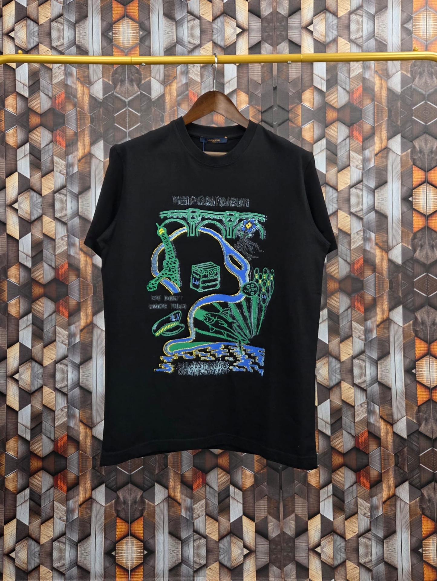 CAMISETA LV