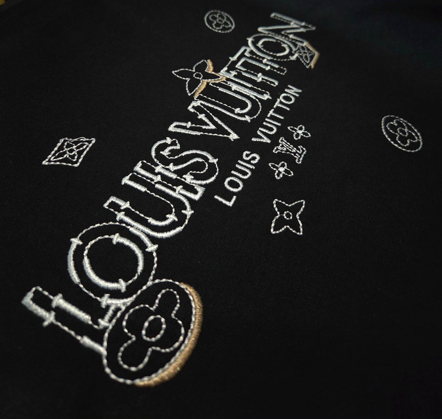 CAMISETA LV