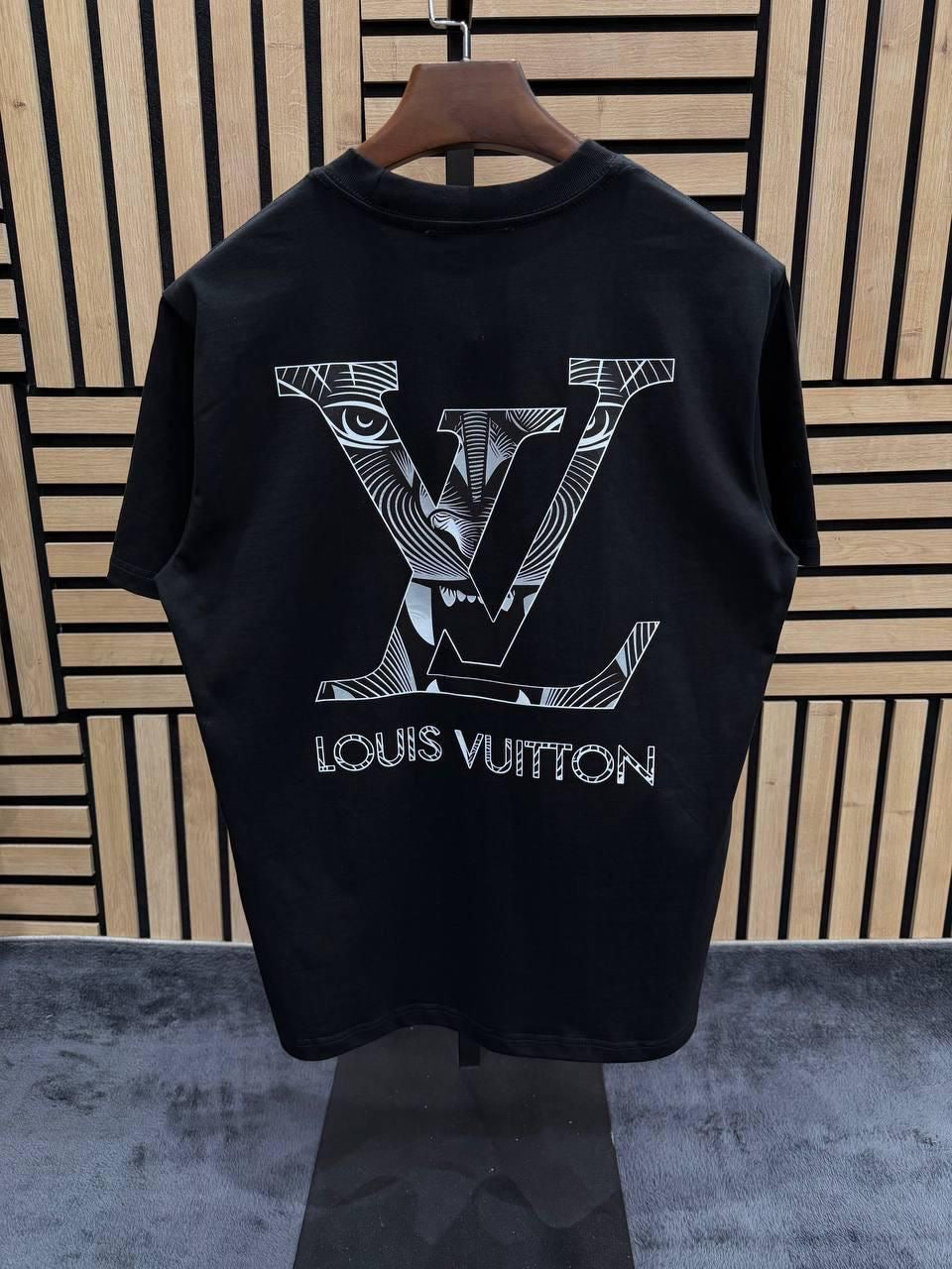 CAMISETA LV (OVERSIZE)