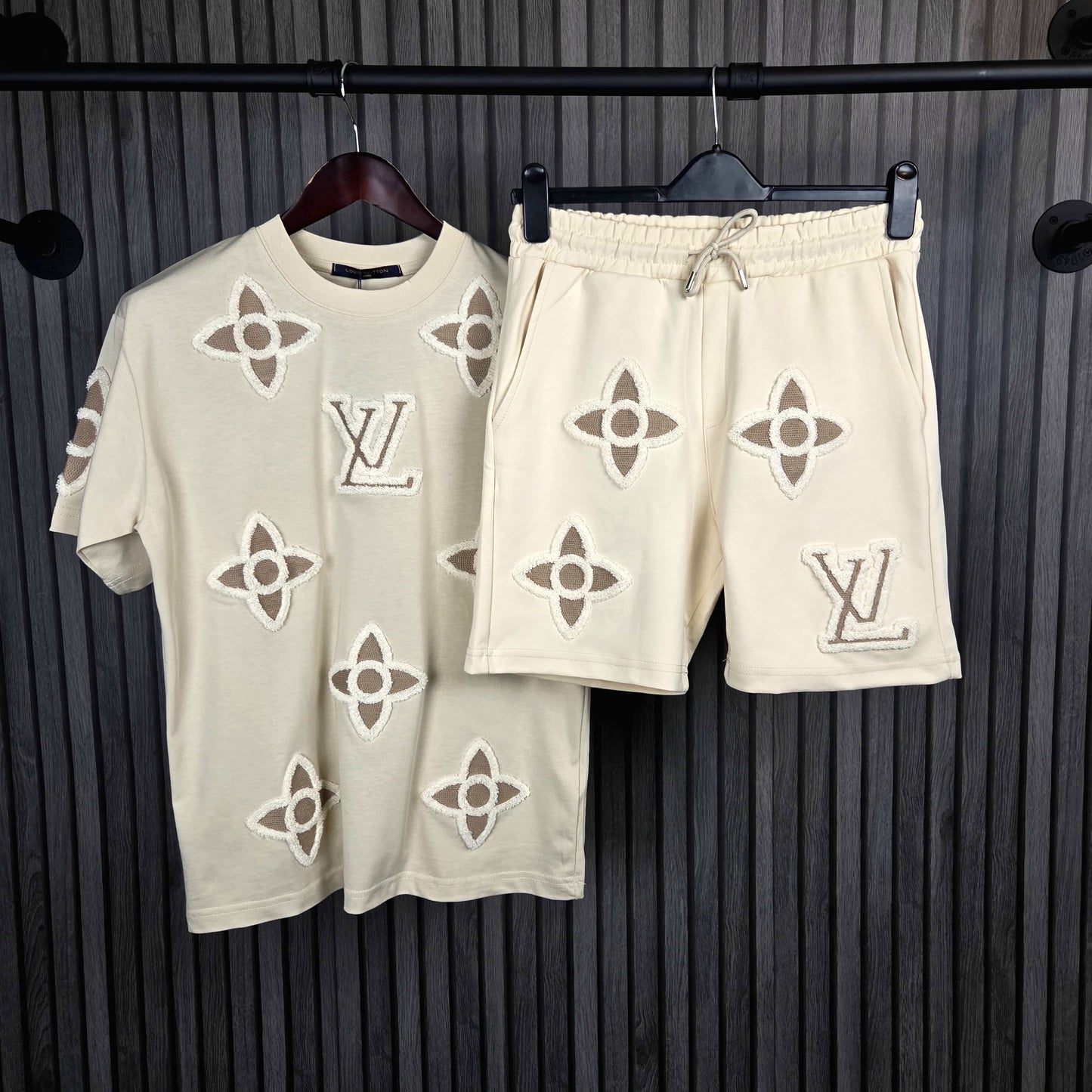 CONJUNTO LV (Beige)