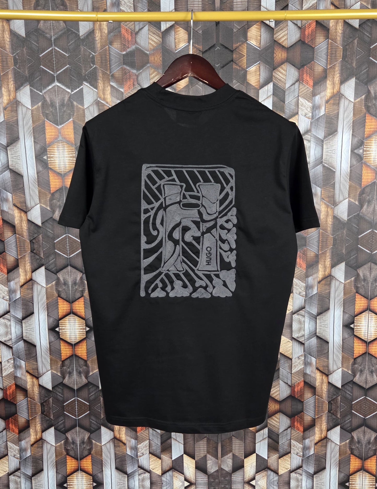 CAMISETA Hugo