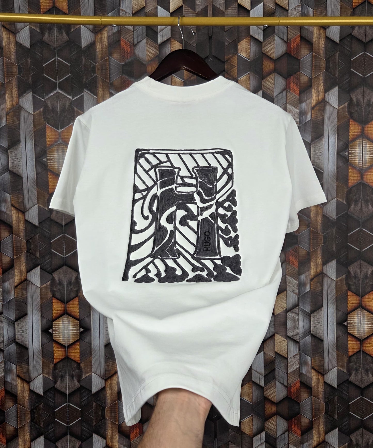 CAMISETA Hugo