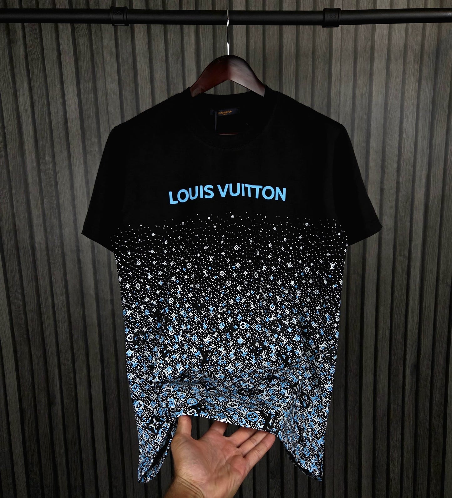 CAMISETA LV