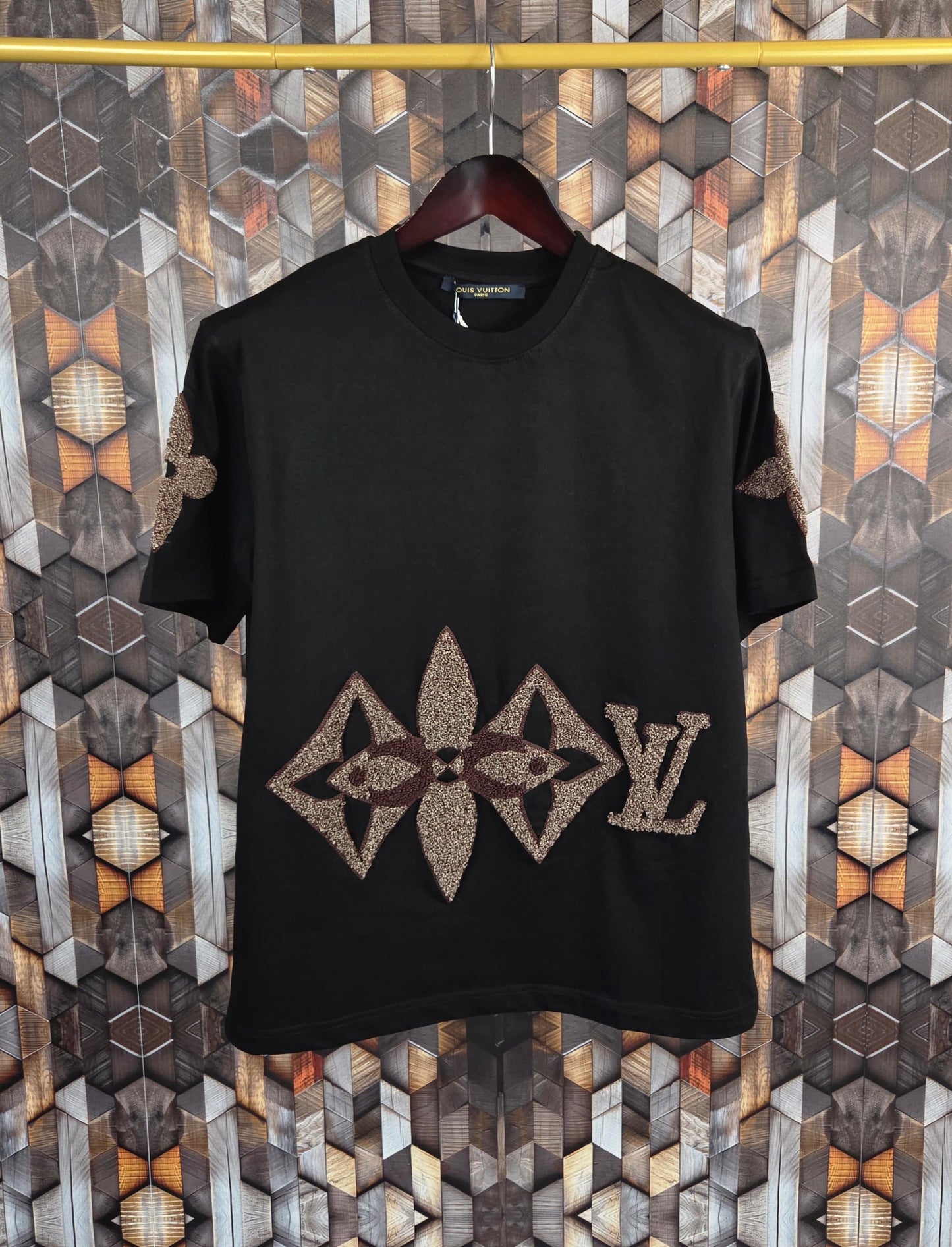 CAMISETA LV