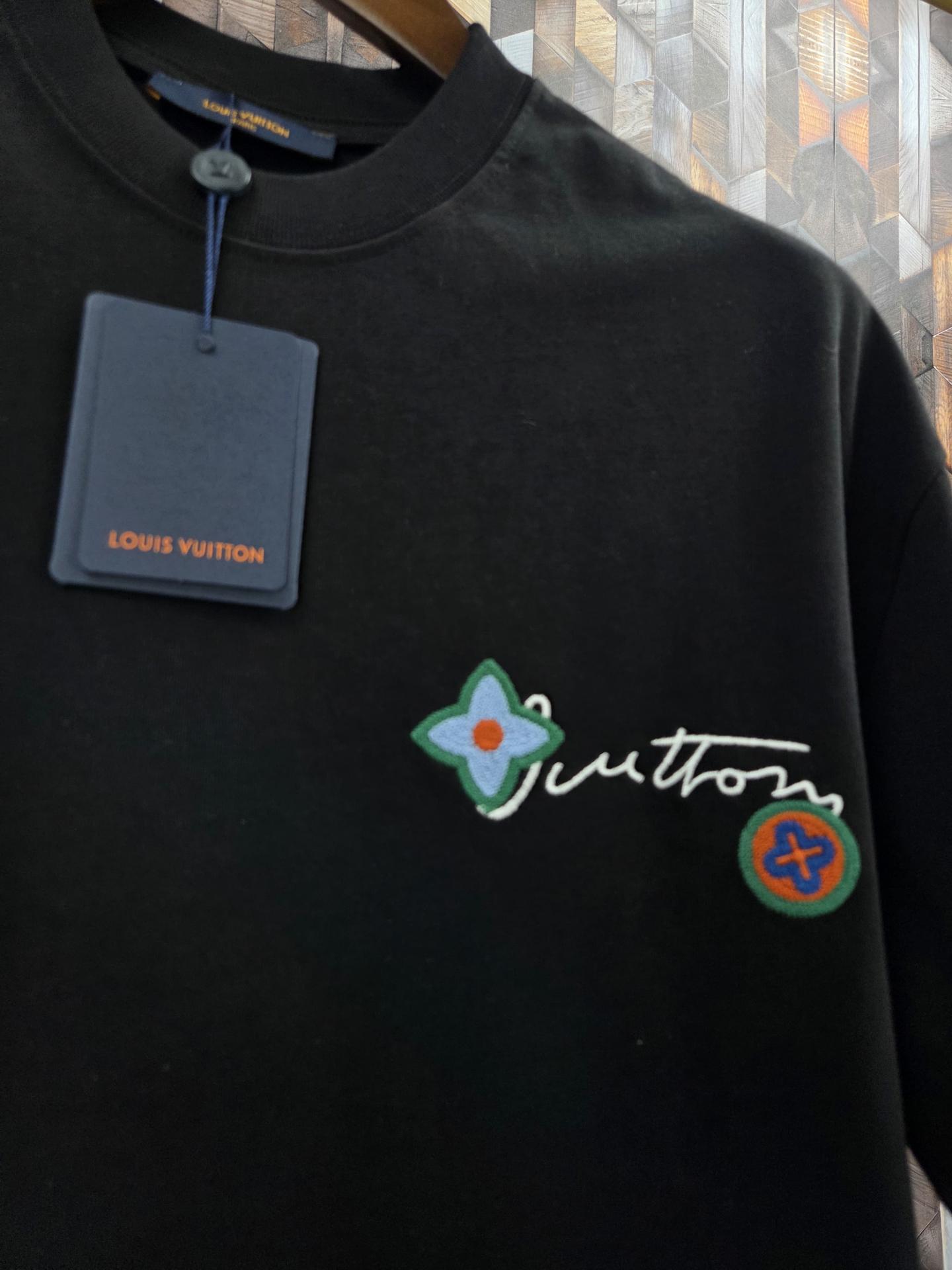 CAMISETA LV (OVERSIZE)