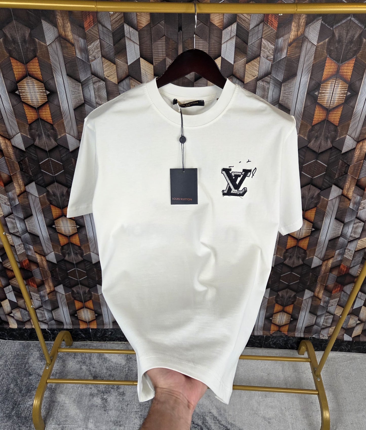 CAMISETA LV