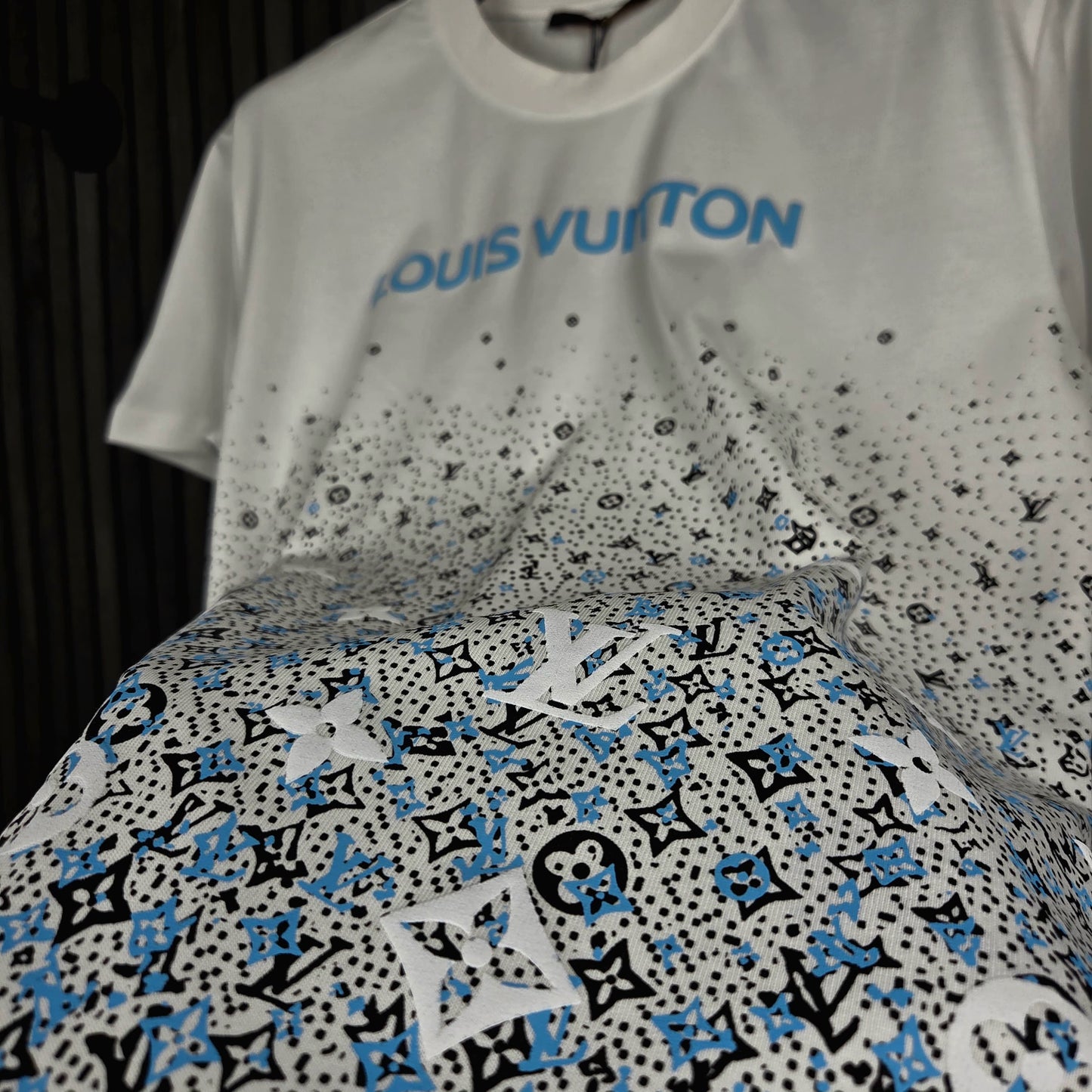 CAMISETA LV