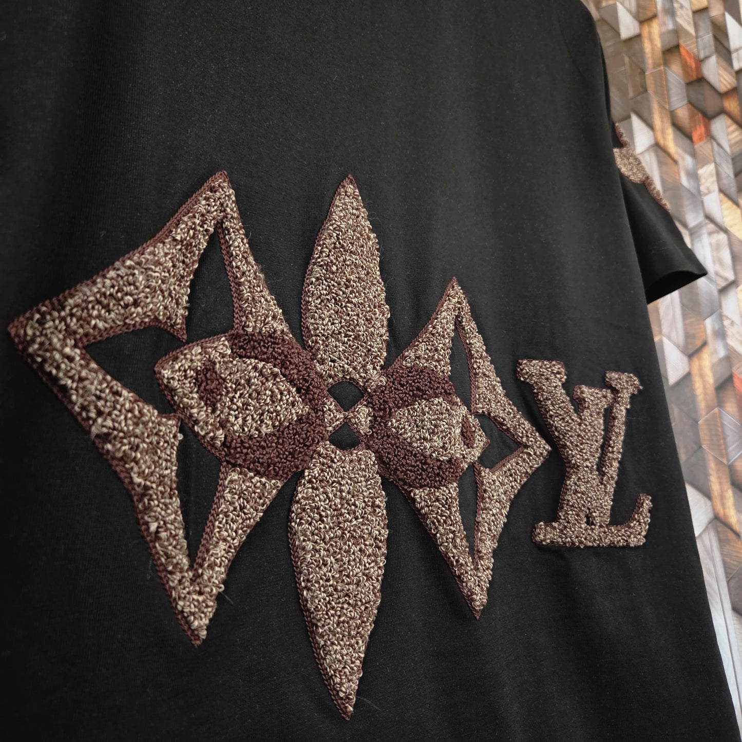 CAMISETA LV