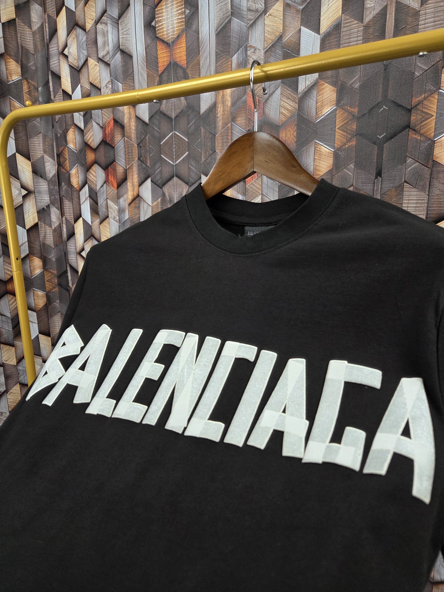 CAMISETA BALENCIAG@