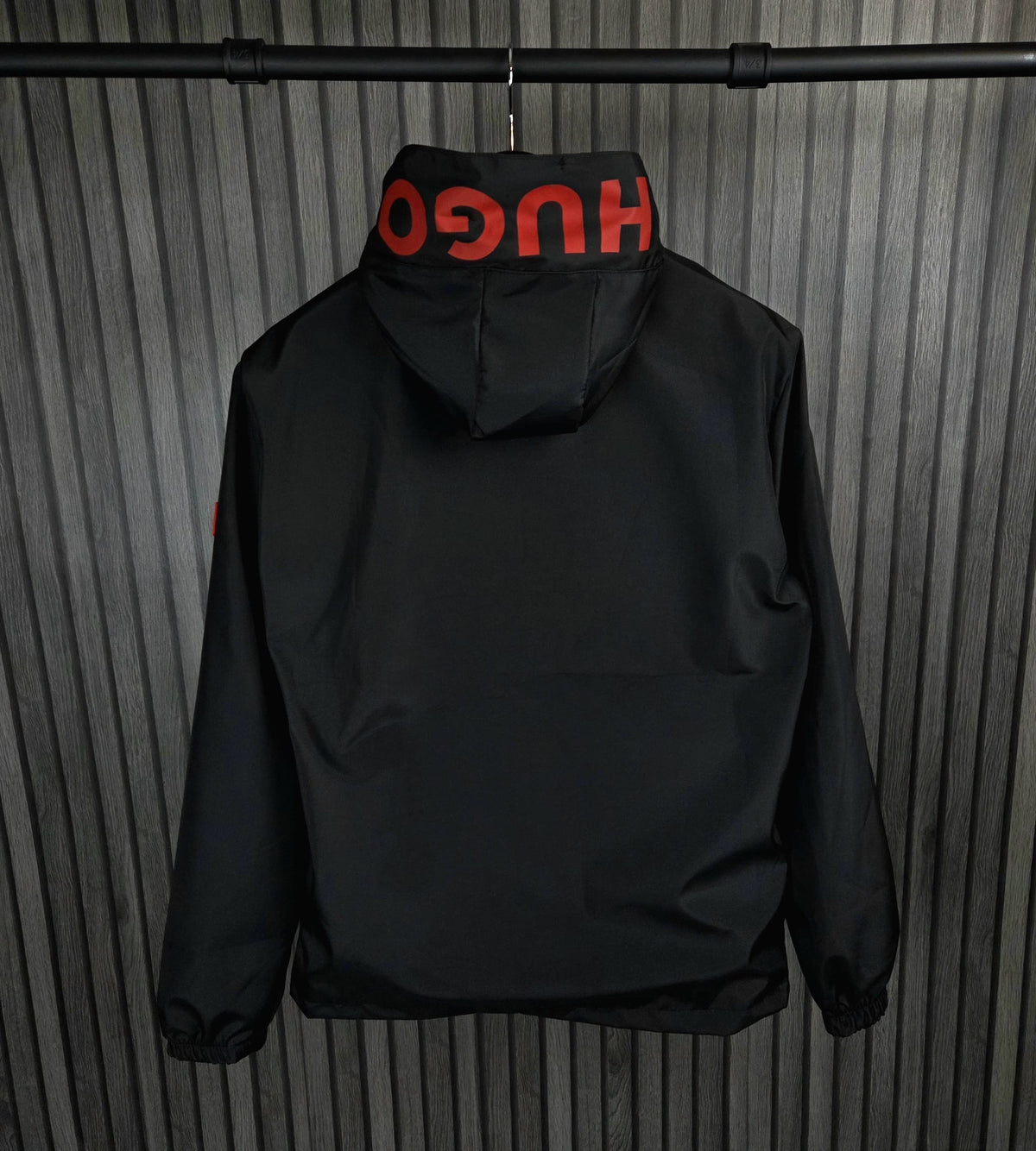 CHAQUETA HUG0