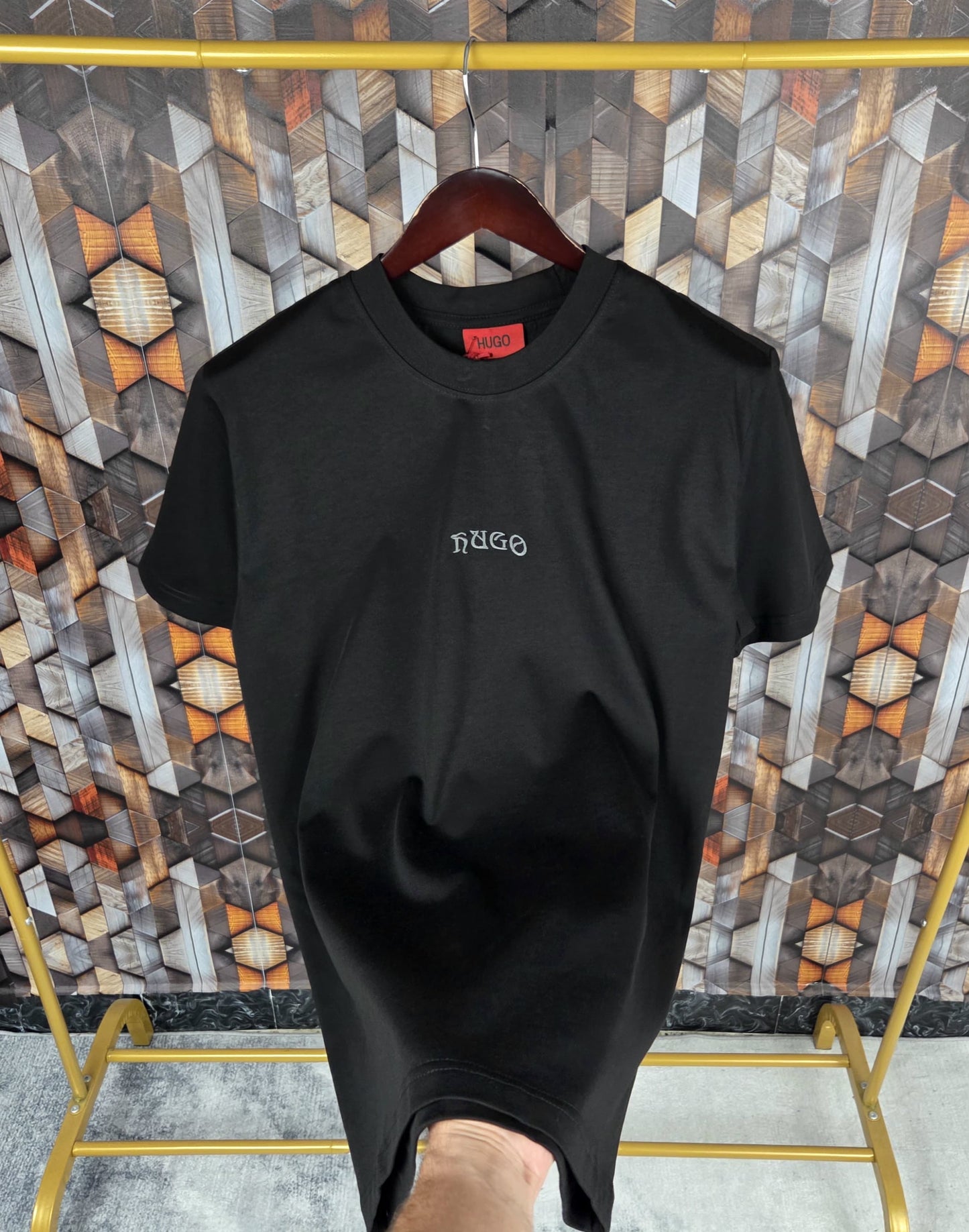 CAMISETA Hugo