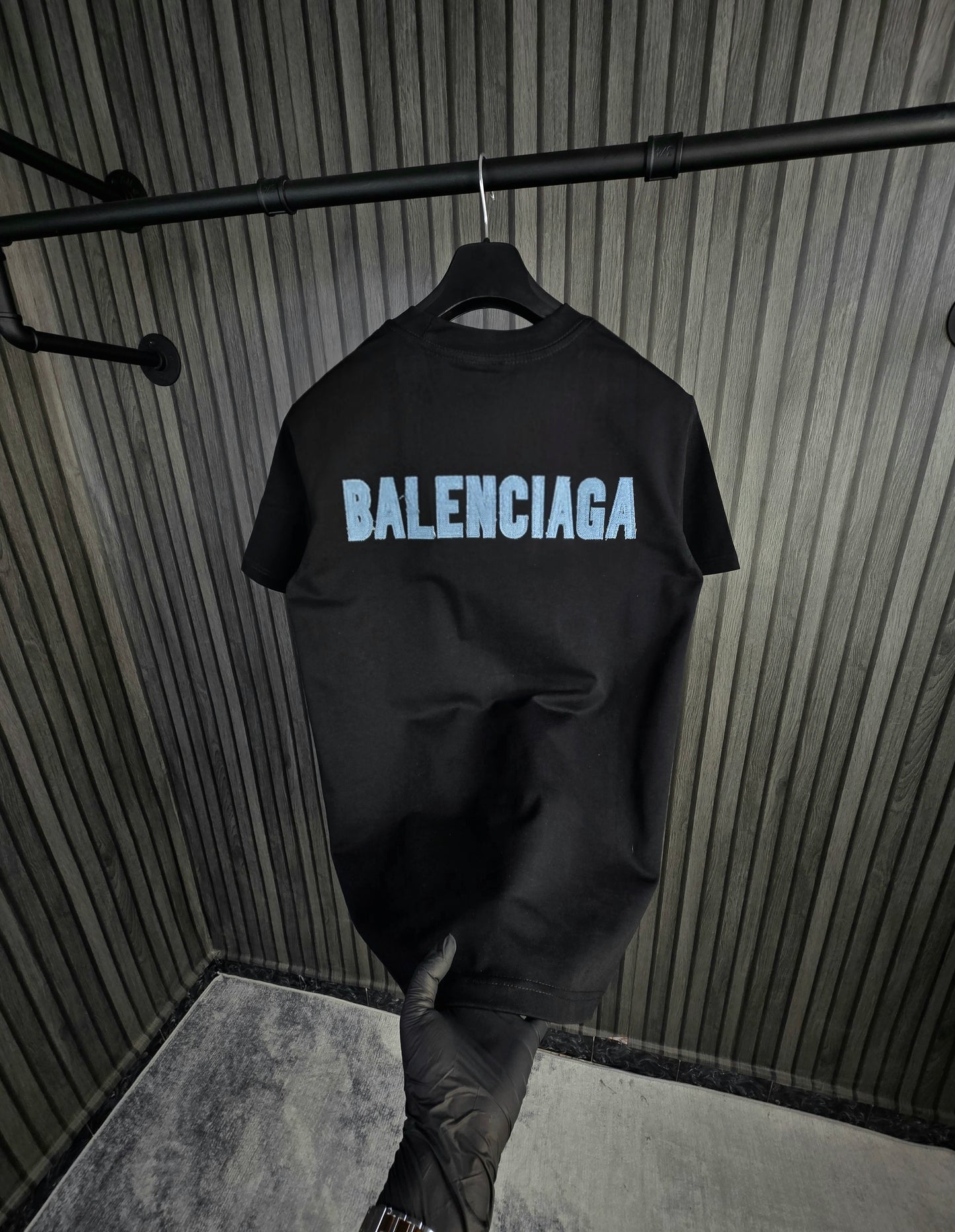 CAMISETA BALENCIAG@