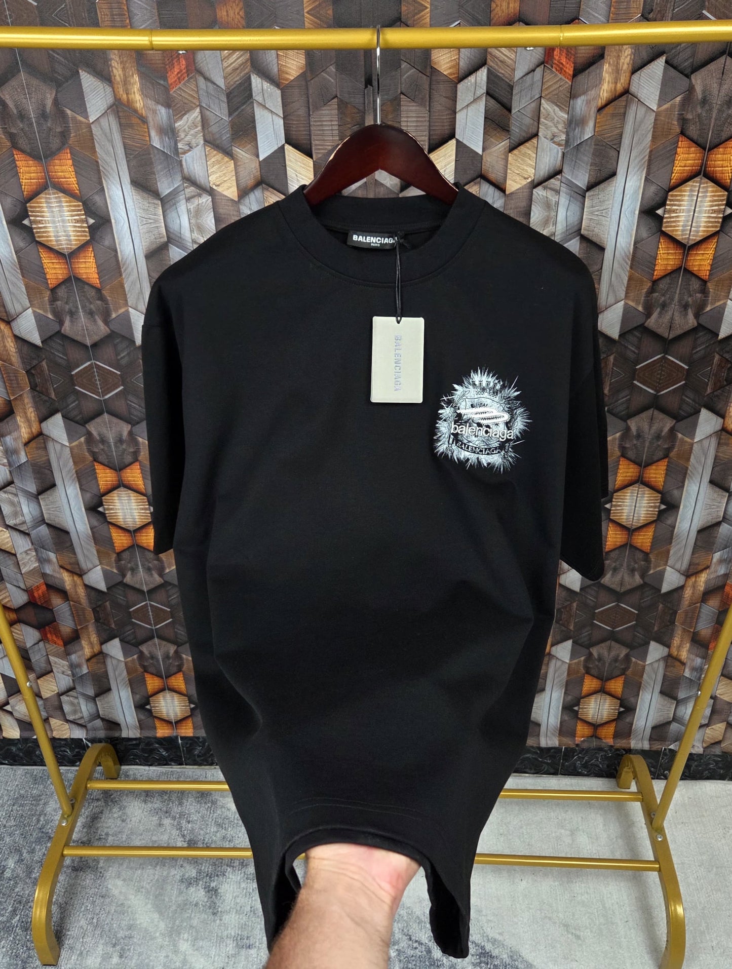 CAMISETA BALENCIAG@  (OVERSIZE)