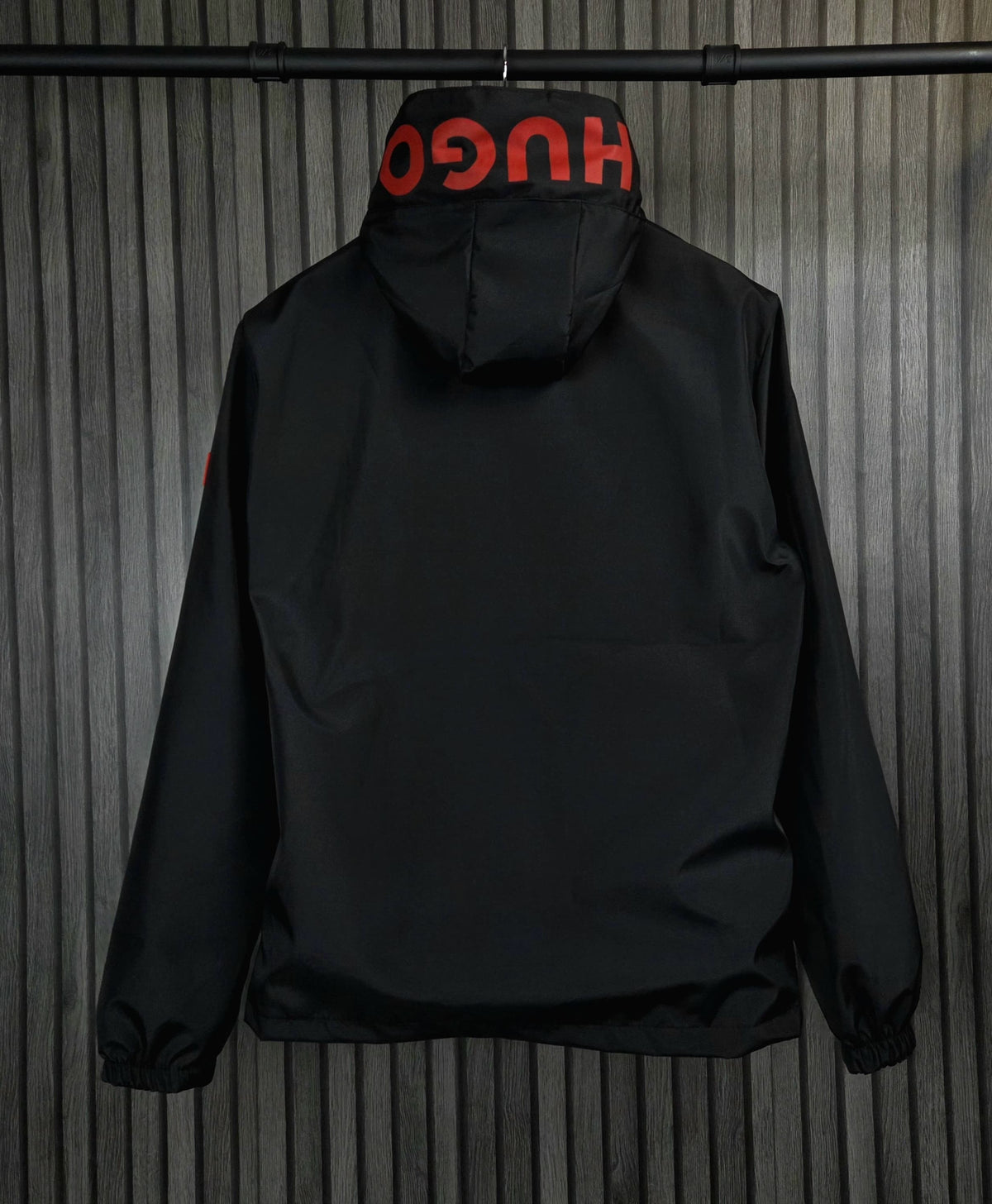 CHAQUETA HUG0