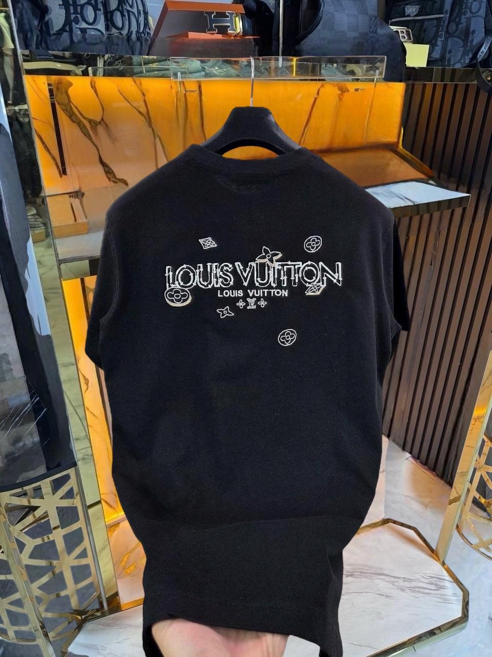 CAMISETA LV