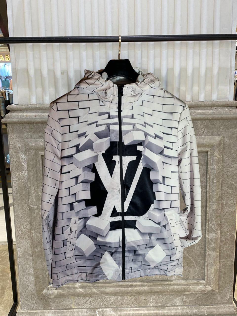 CHAQUETA LV