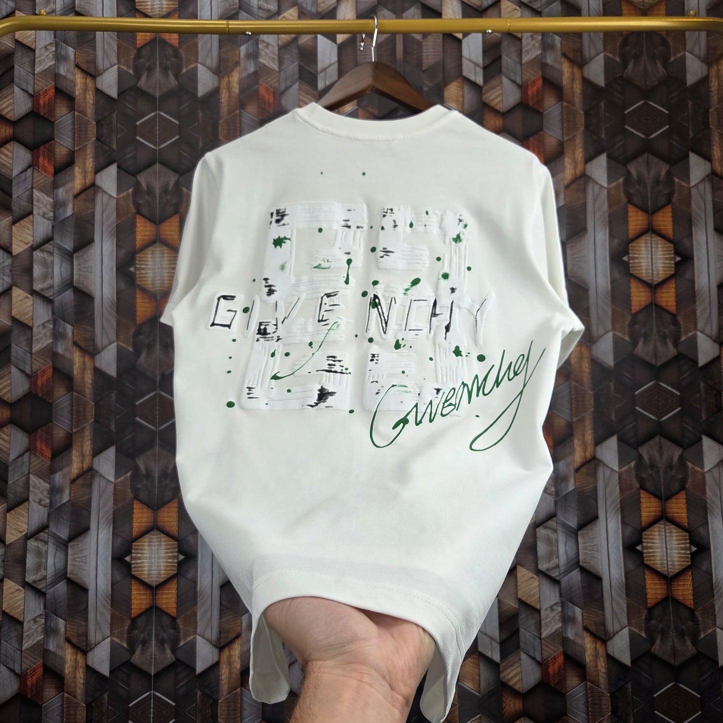 CAMISETA GIV€NCHY