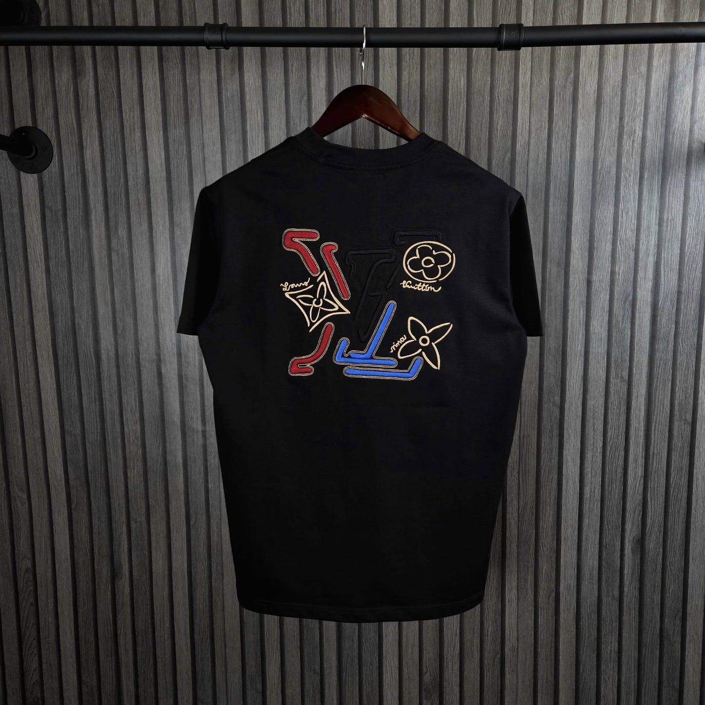 CAMISETA LV