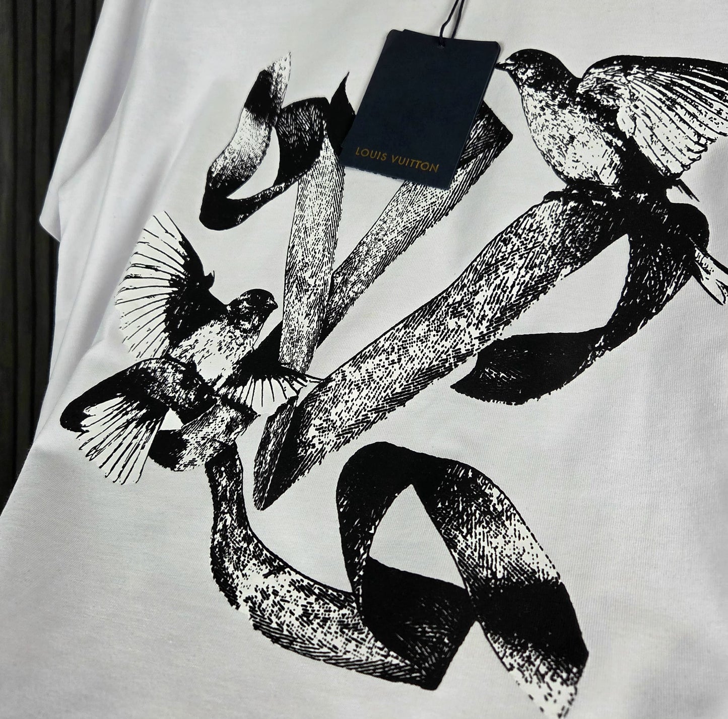 CAMISETA LV