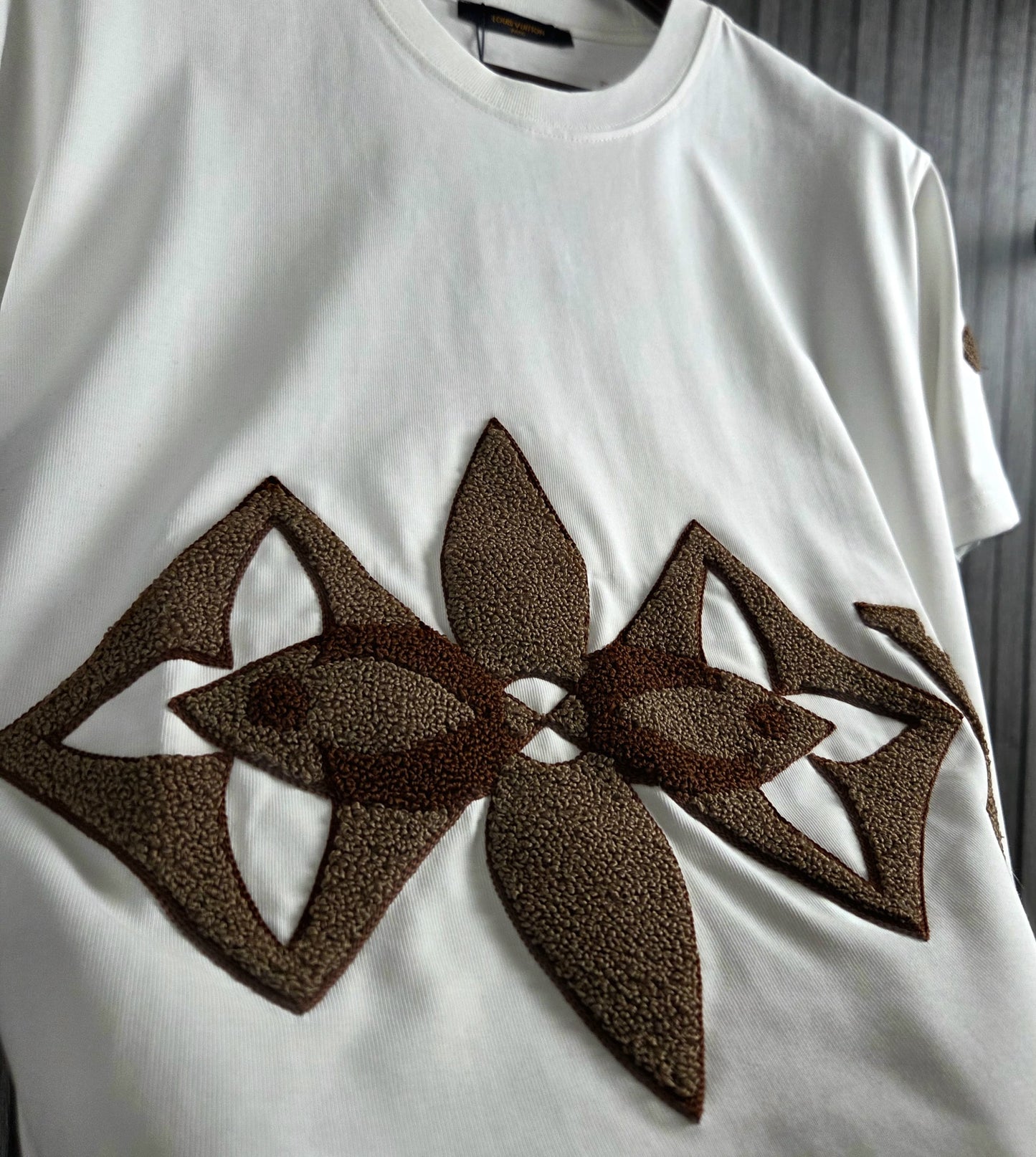 CAMISETA LV
