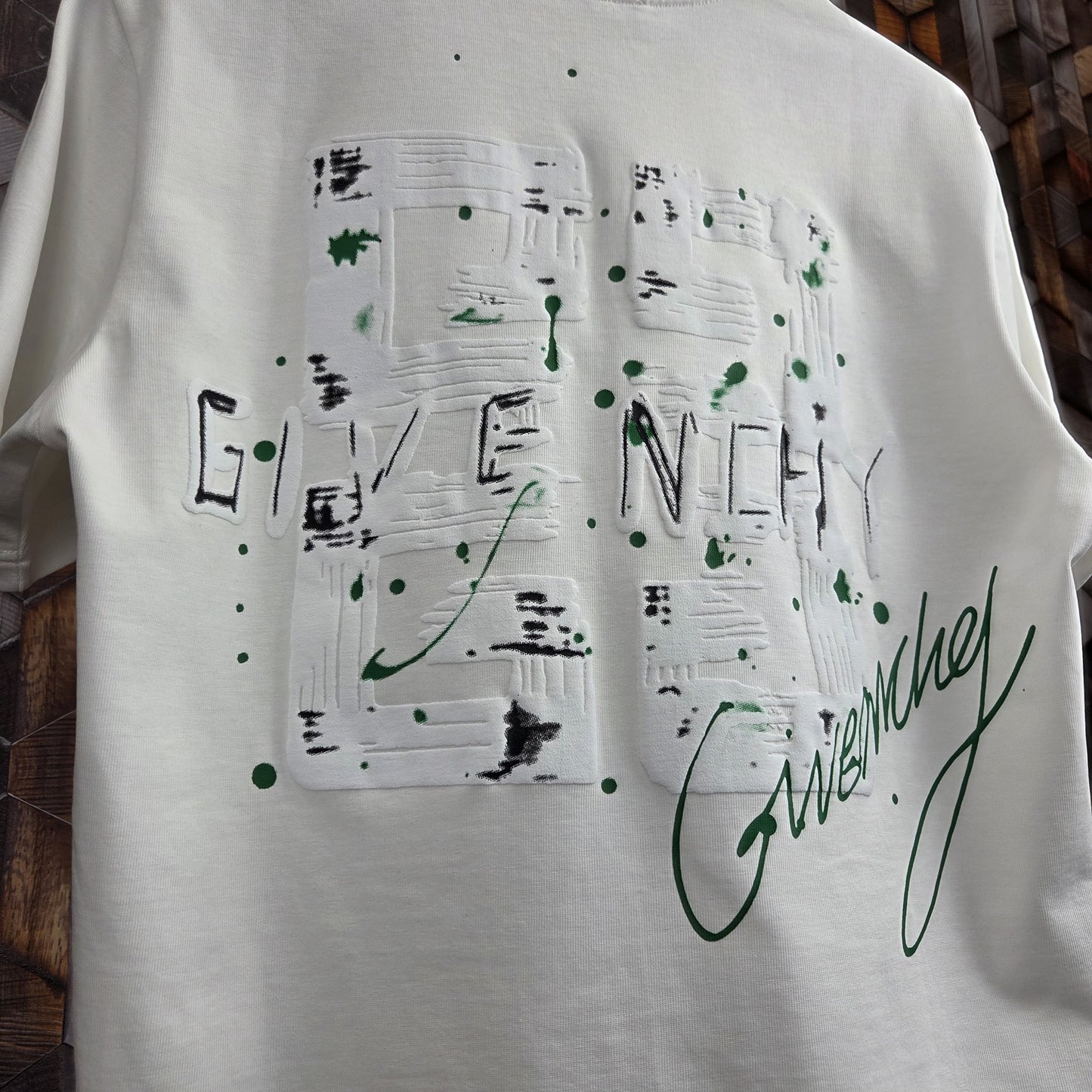 CAMISETA GIV€NCHY