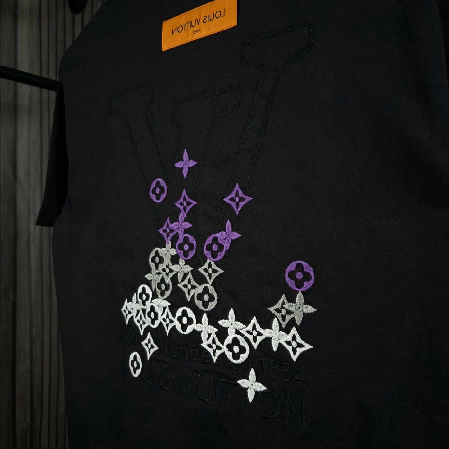 CAMISETA LV