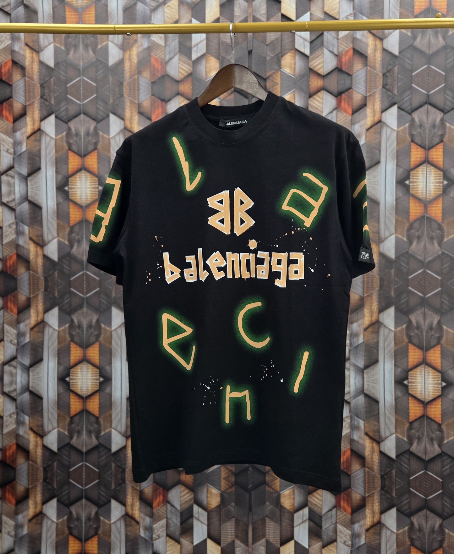 CAMISETA BALENCIAG@