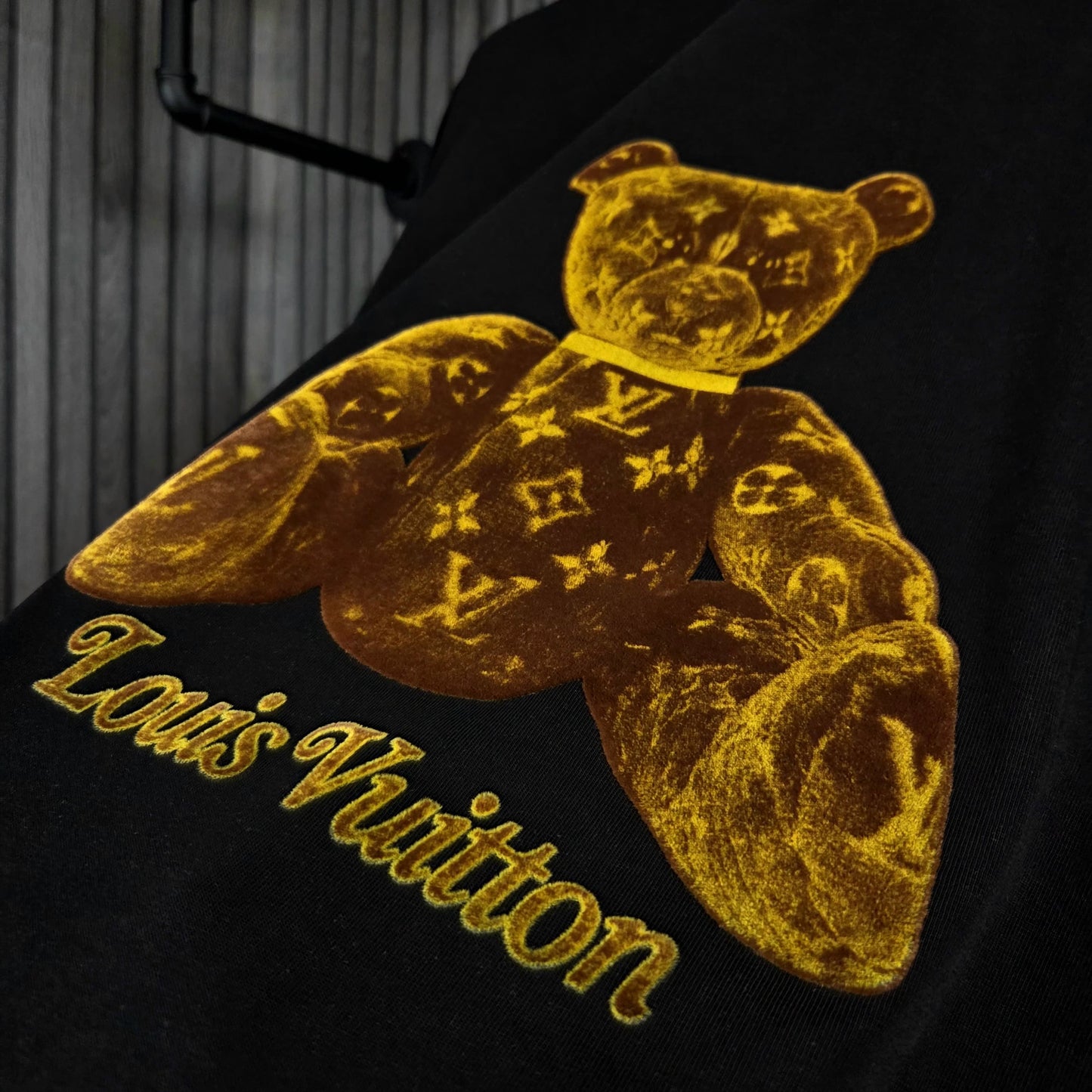 CAMISETA LV